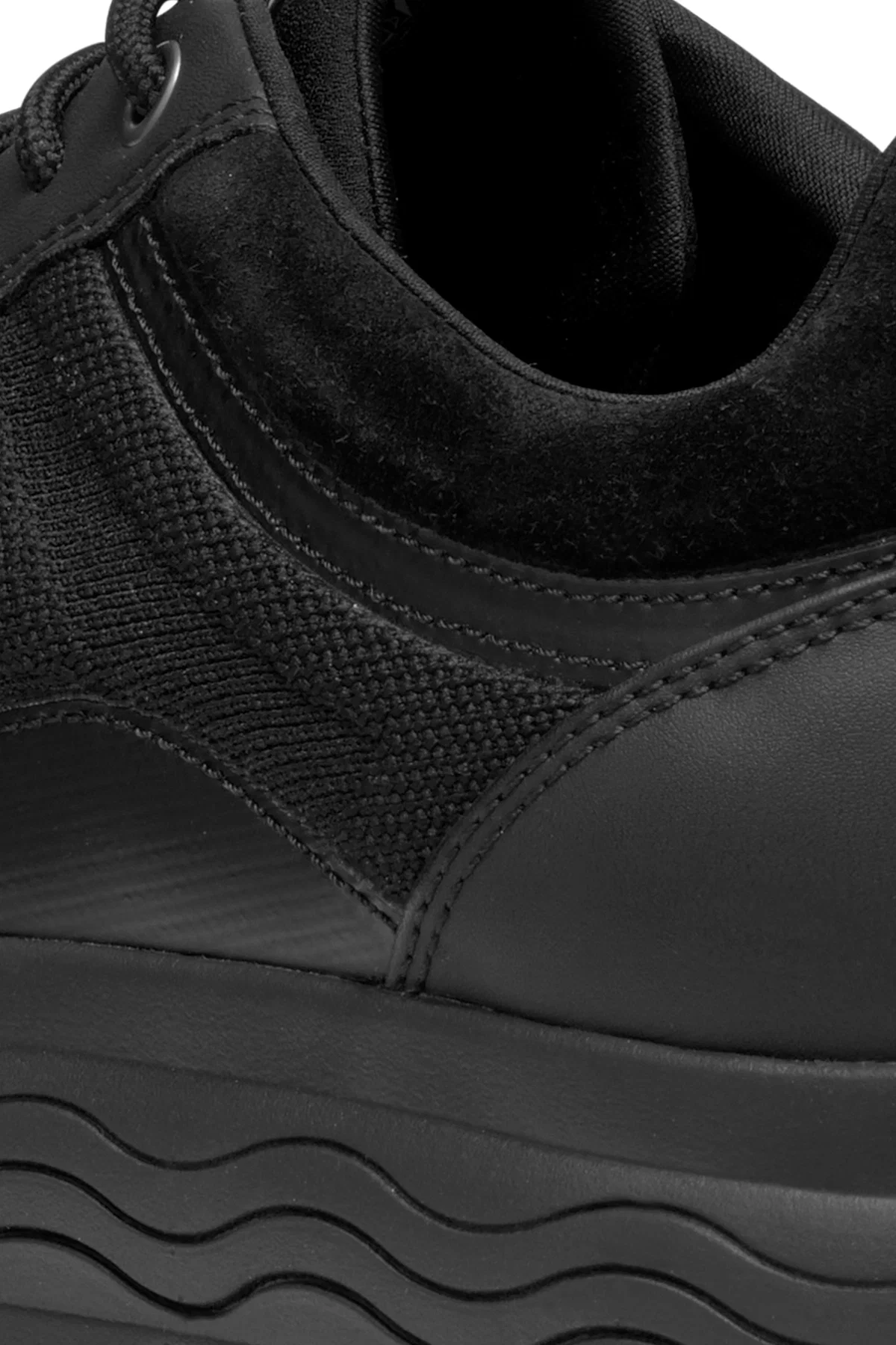 Geox Erkek Siyah Spherica Bağcıklı Deri Sneaker - Image 10