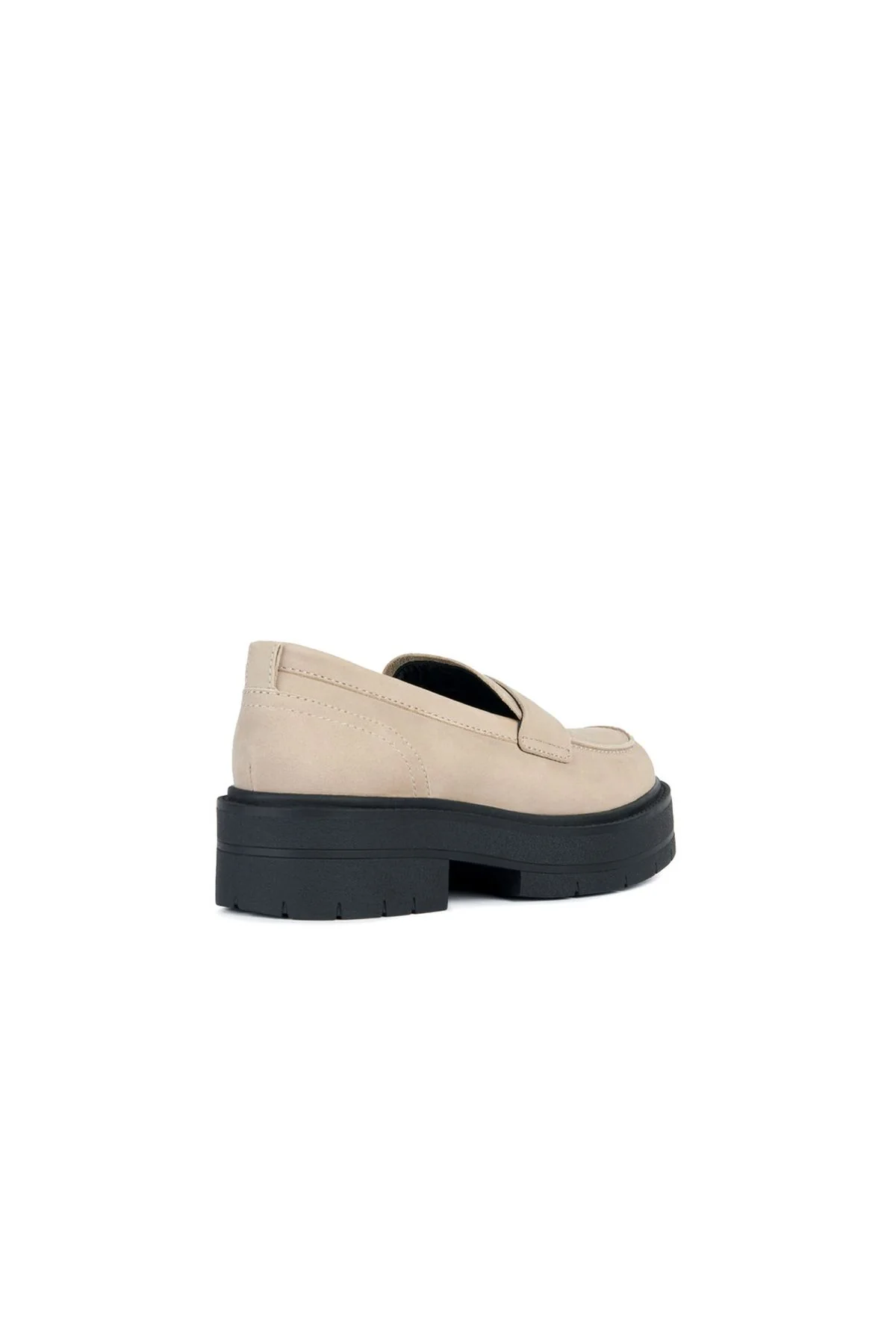 Geox Kadın Bej Spherica EC7 Süet Deri Maskülen Loafer - Image 4