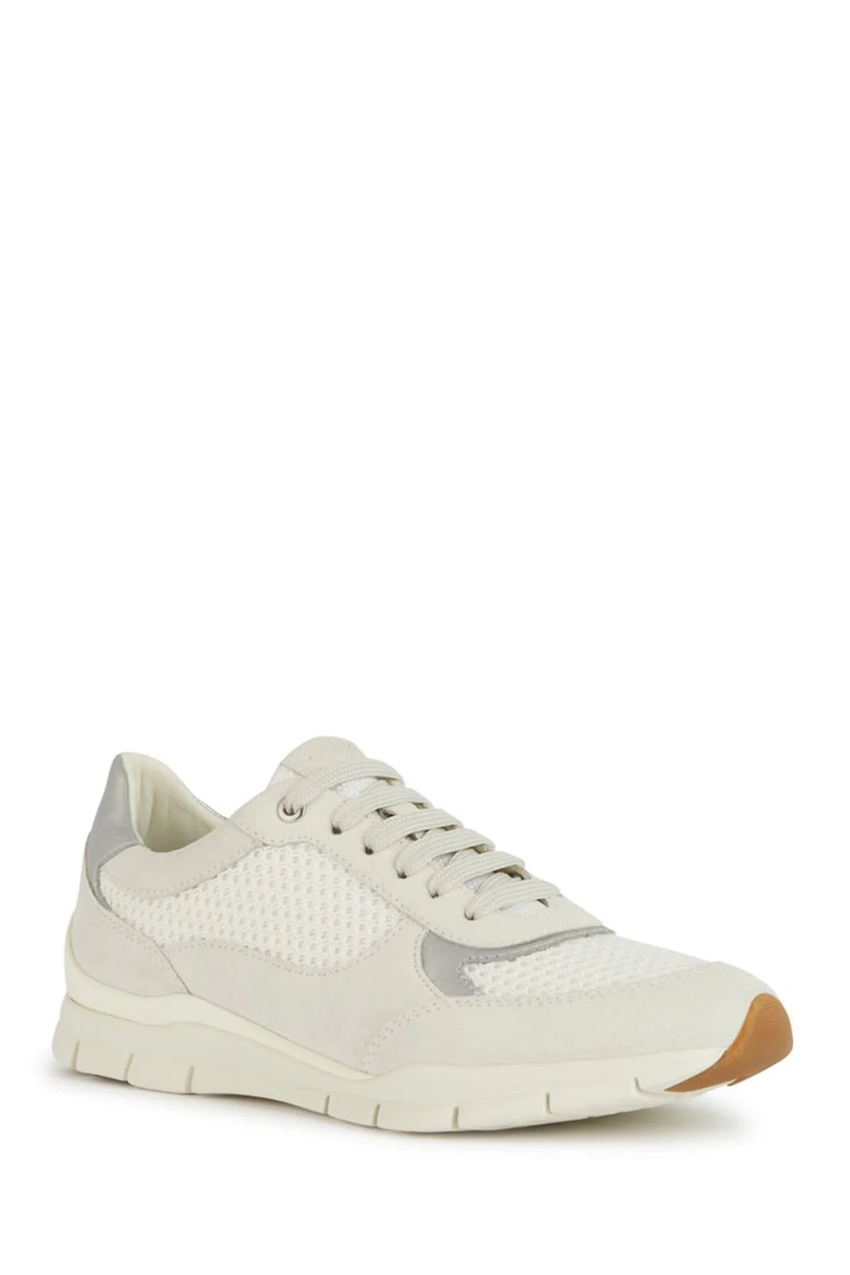 Geox Kadın Beyaz Sukie Bağcıklı Süet Deri Sneaker - Image 3