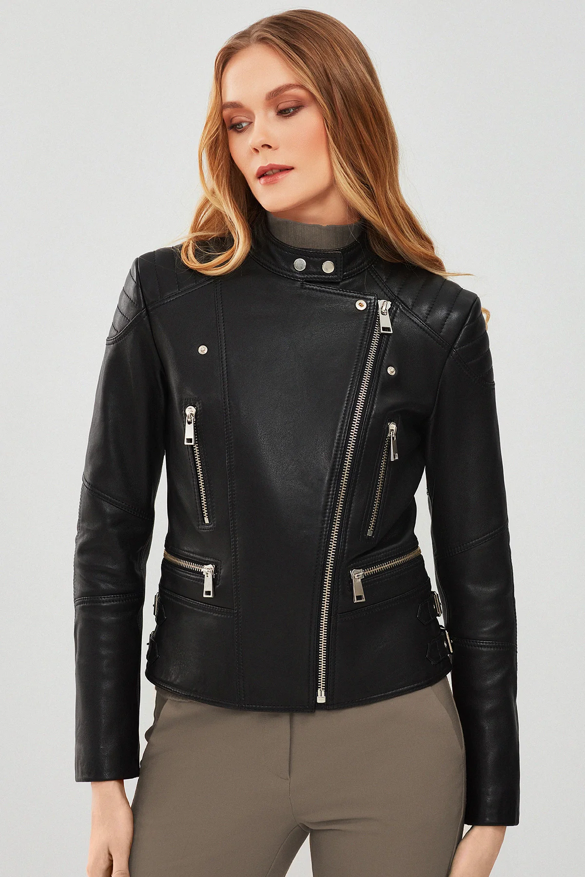 Giselle Kadın Siyah Slim-Fit Biker Deri Ceket - Image 2