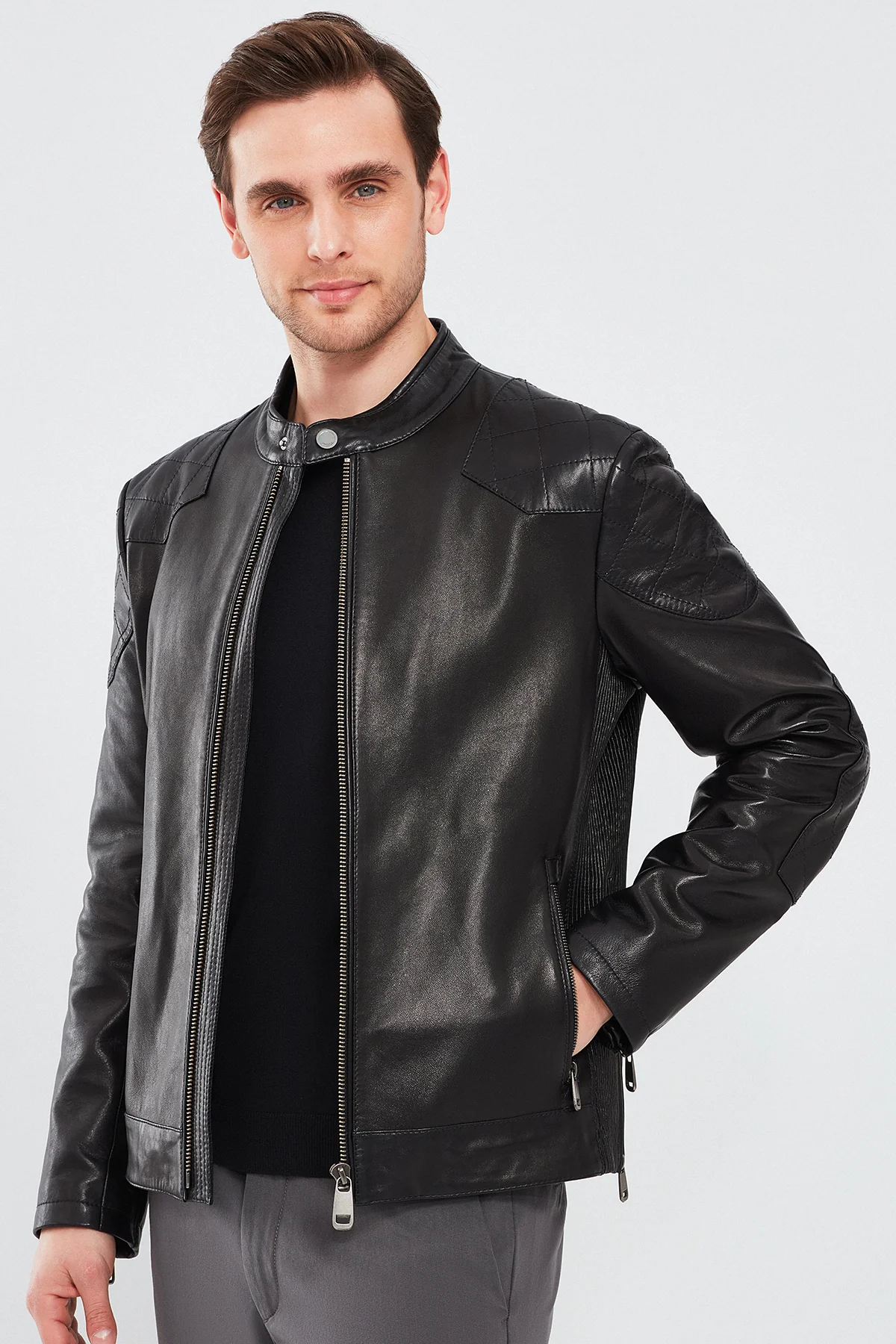 Jackson Erkek Siyah Slim-Fit Spor Deri Mont