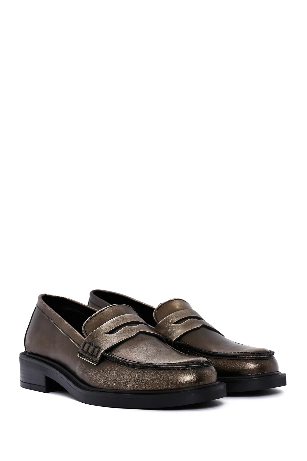 Kadın Altın Deri Casual Loafer - Image 3