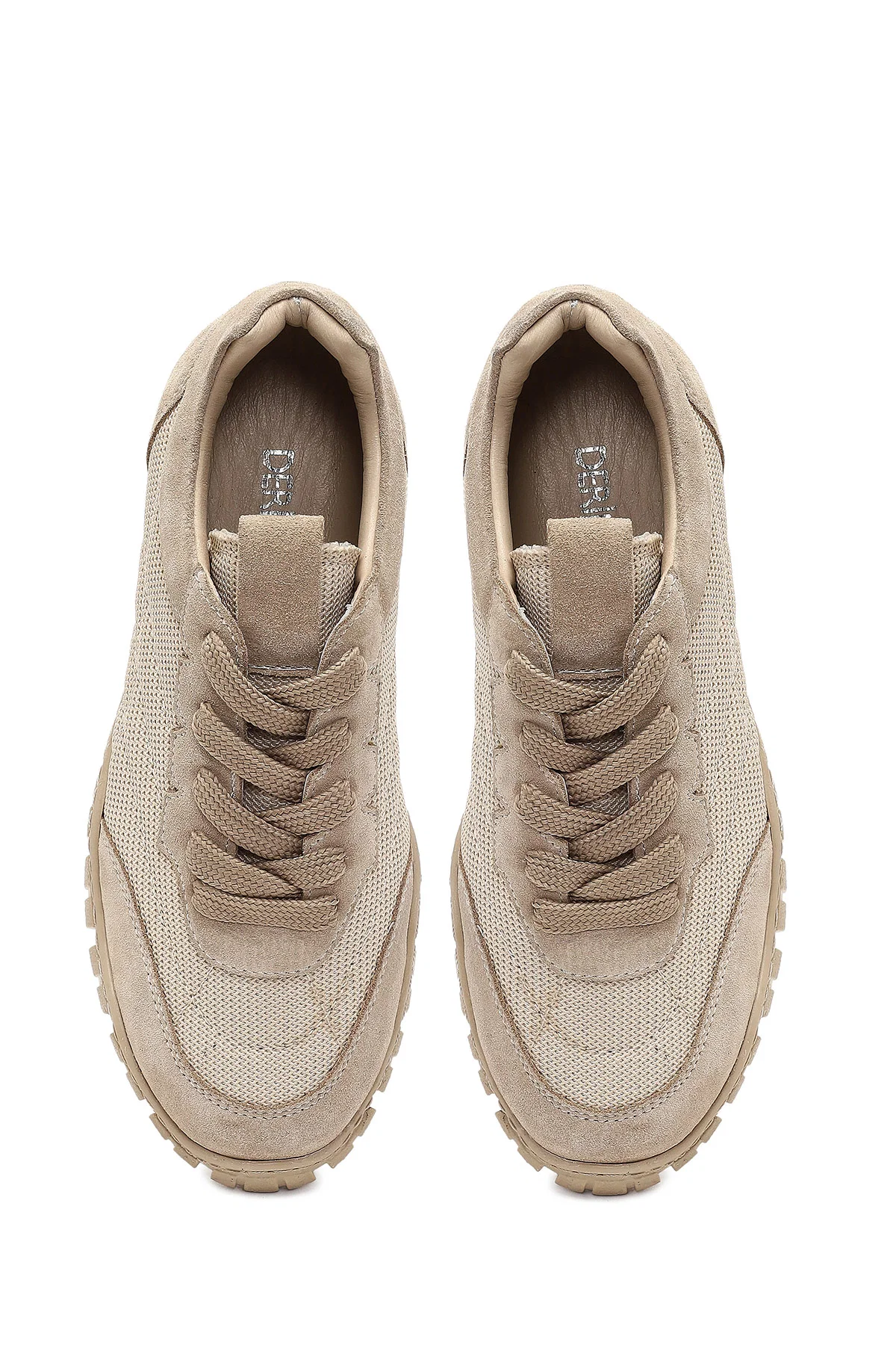 Kadın Bej Bağcıklı Deri Sneaker - Image 7
