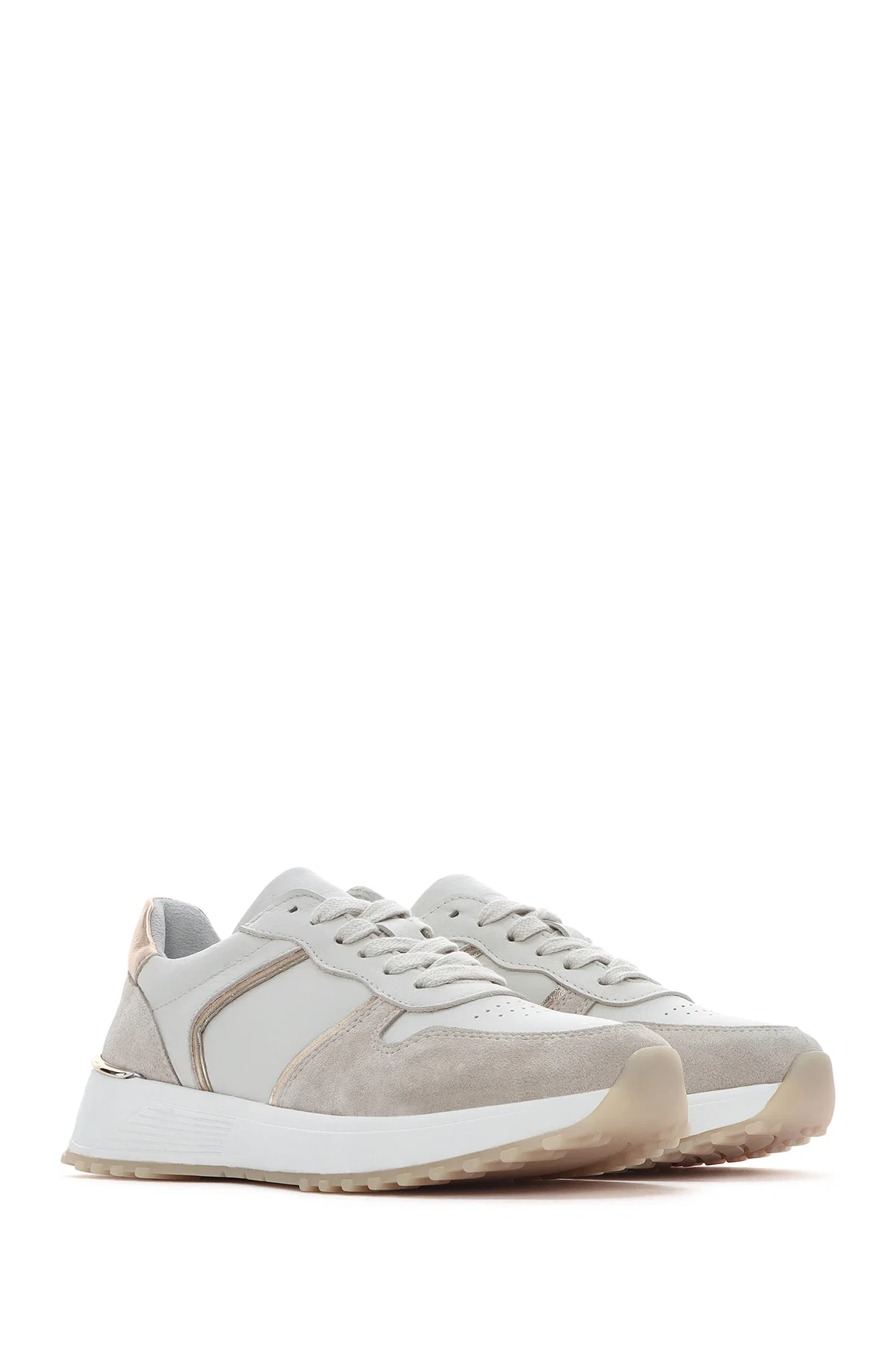 Kadın Bej Bağcıklı Deri Sneaker - Image 3