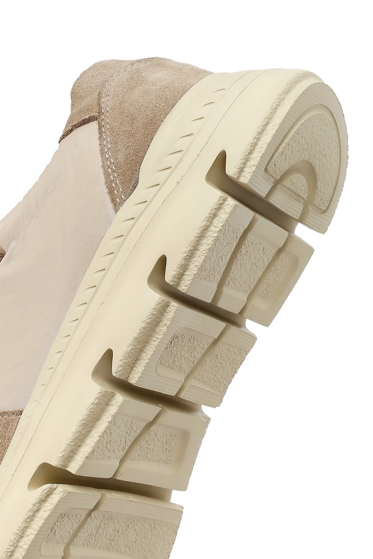 Kadın Bej Bağcıklı Deri Sneaker - Image 8