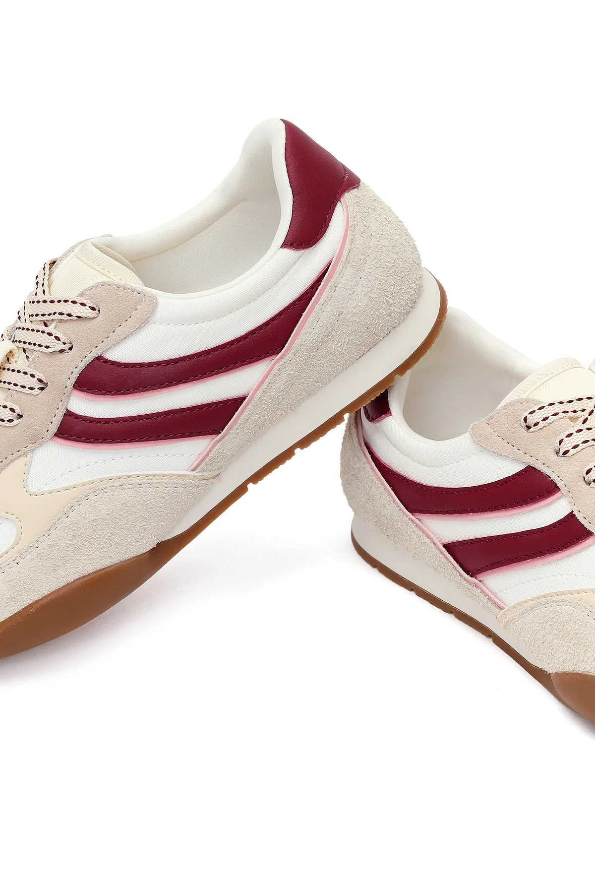 Kadın Bej Bağcıklı Deri Sneaker - Image 9