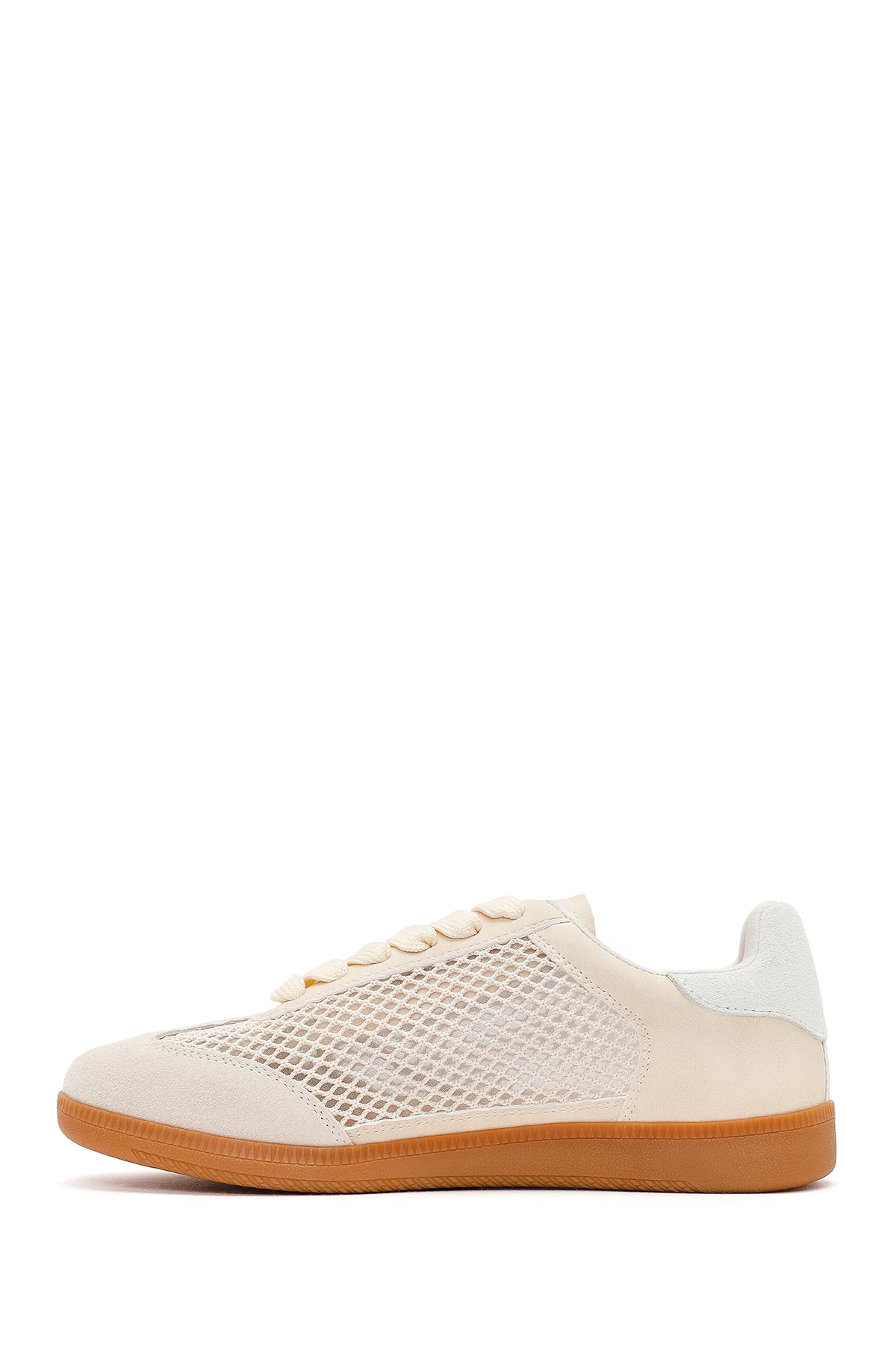 Kadın Bej Bağcıklı Fileli Süet Deri Sneaker - Image 3