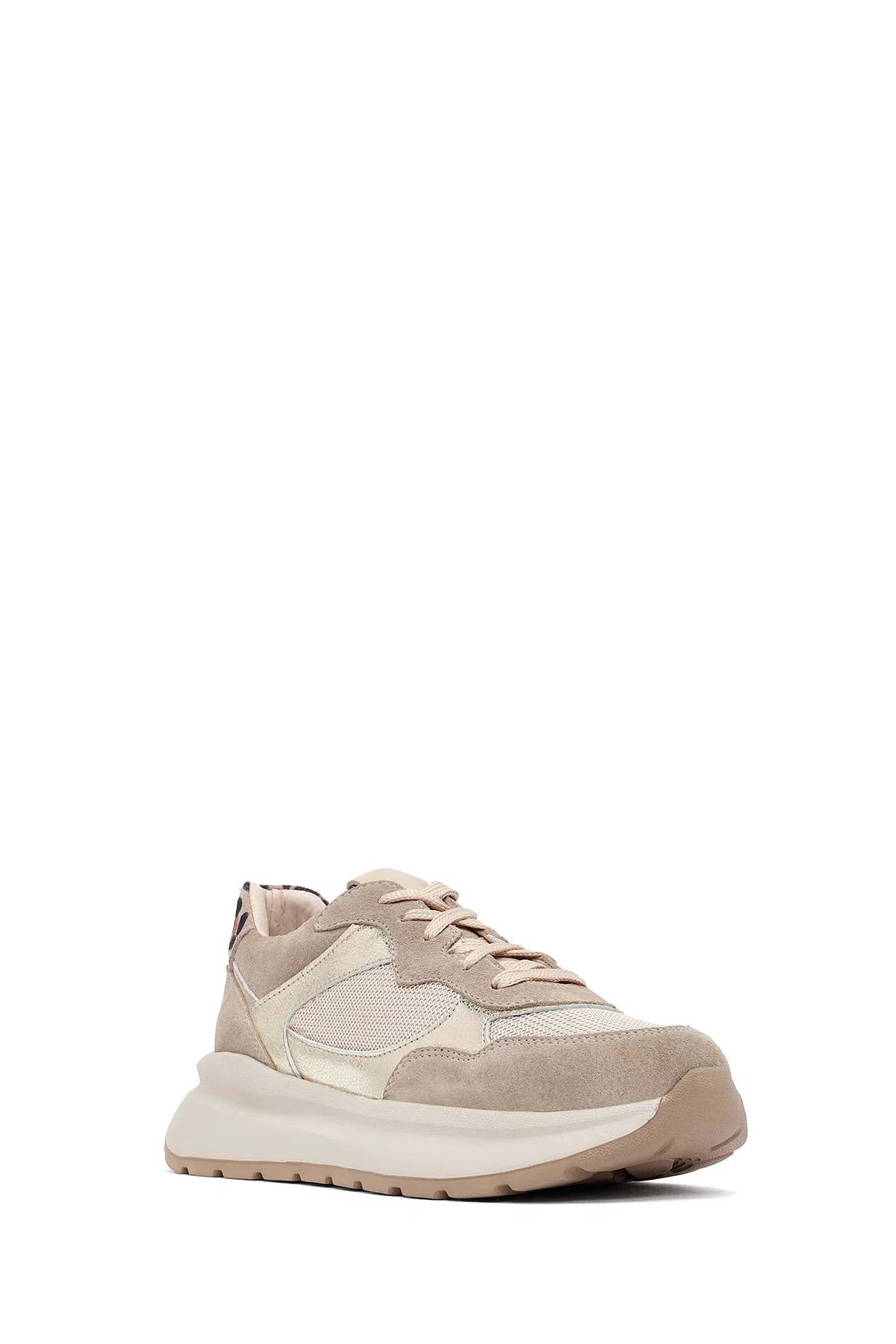 Kadın Bej Bağcıklı Kalın Tabanlı Deri Sneaker - Image 6
