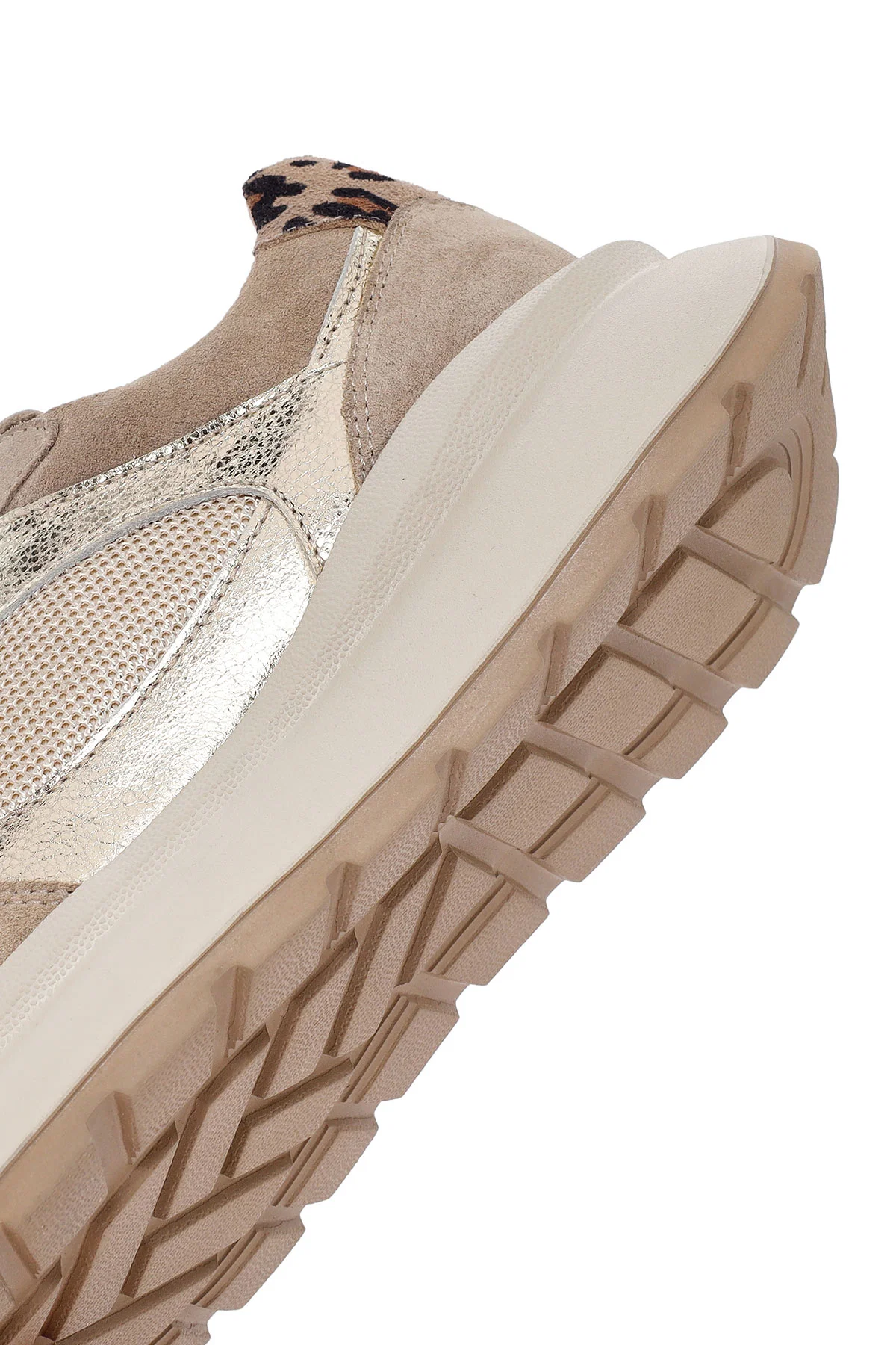 Kadın Bej Bağcıklı Kalın Tabanlı Deri Sneaker - Image 9