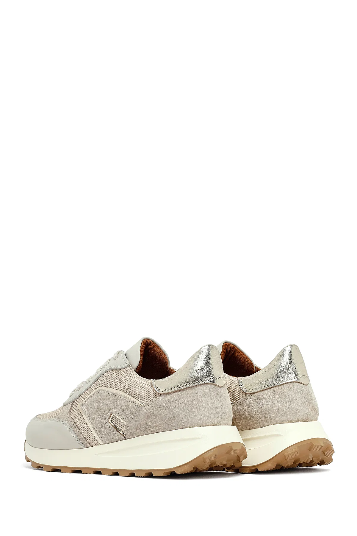 Kadın Bej Bağcıklı Kalın Tabanlı Deri Sneaker - Image 5