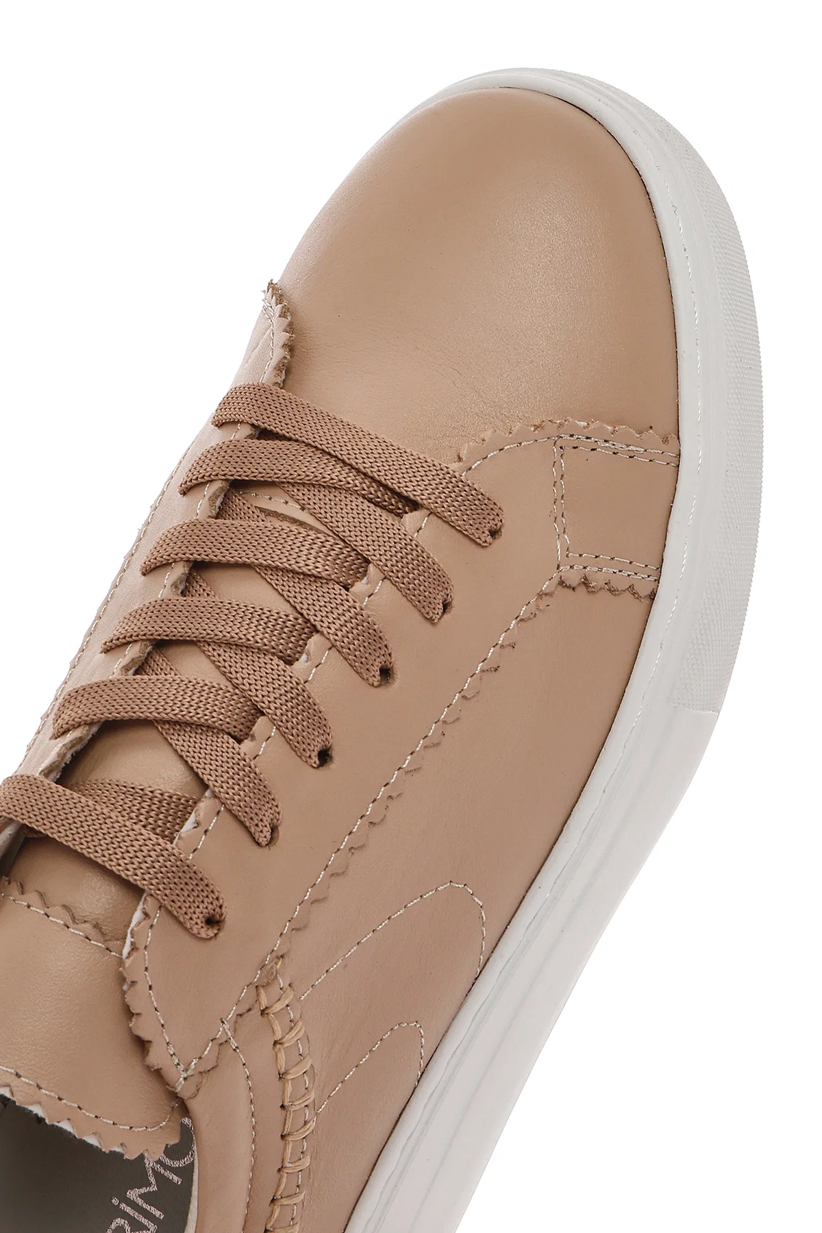 Kadın Bej Bağcıklı Kalın Tabanlı Deri Sneaker - Image 9