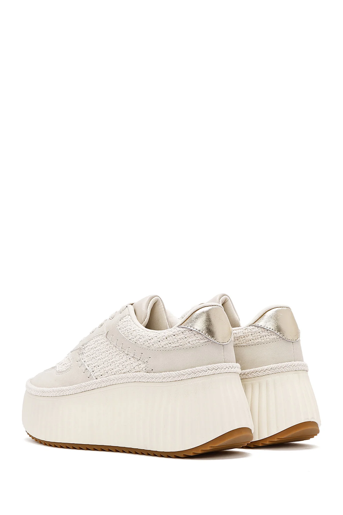 Kadın Bej Bağcıklı Kalın Tabanlı Örgülü Sneaker - Image 7