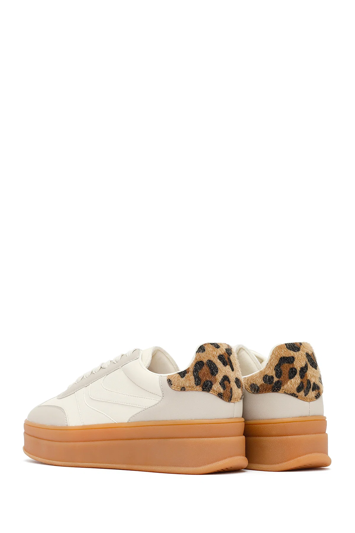 Kadın Bej Bağcıklı Kalın Tabanlı Sneaker - Image 7