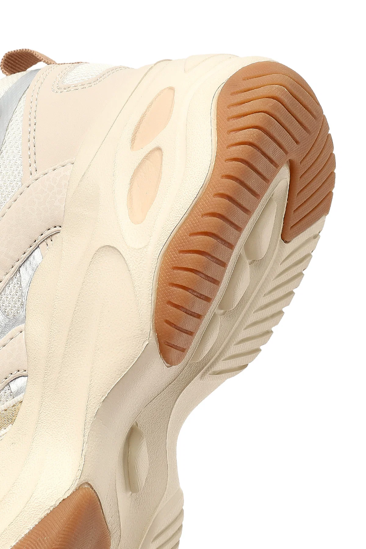 Kadın Bej Bağcıklı Kalın Tabanlı Sneaker - Image 8