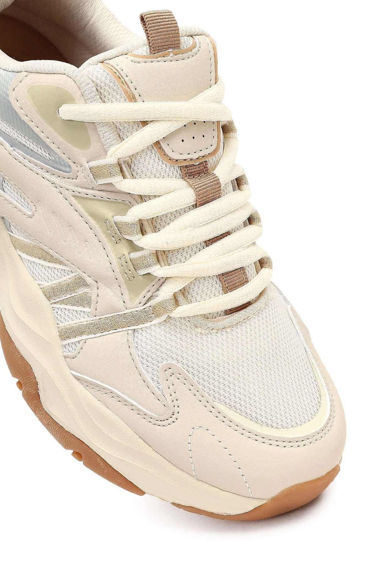 Kadın Bej Bağcıklı Kalın Tabanlı Sneaker - Image 9