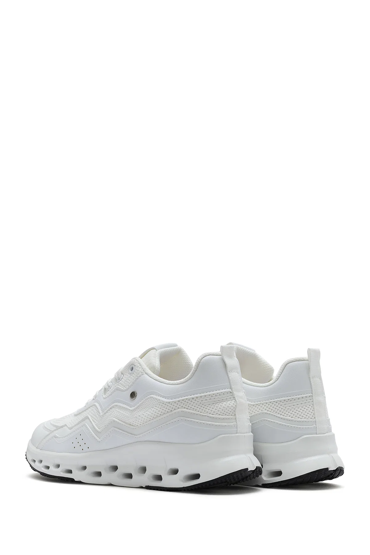Kadın Bej Bağcıklı Kalın Tabanlı Sneaker - Image 5