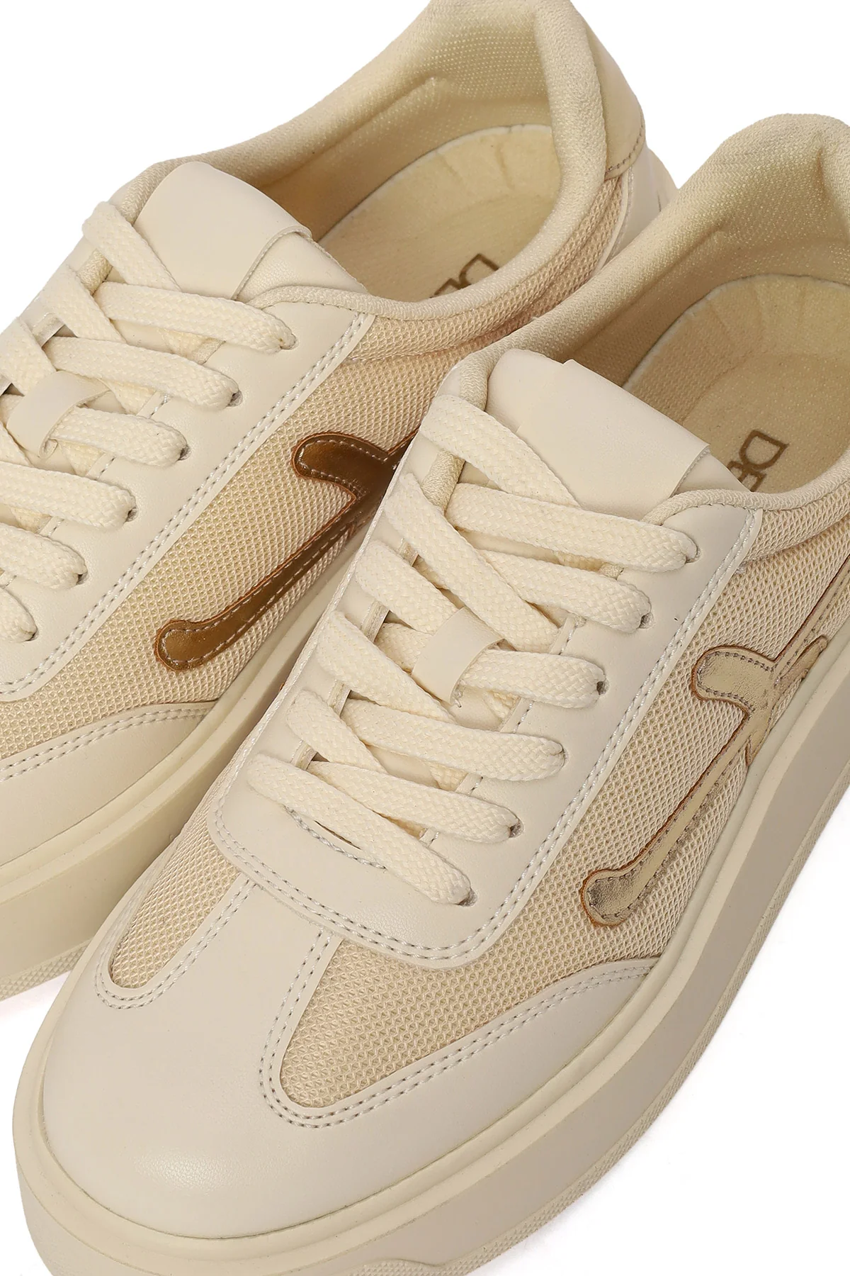 Kadın Bej Bağcıklı Kalın Tabanlı Sneaker - Image 10