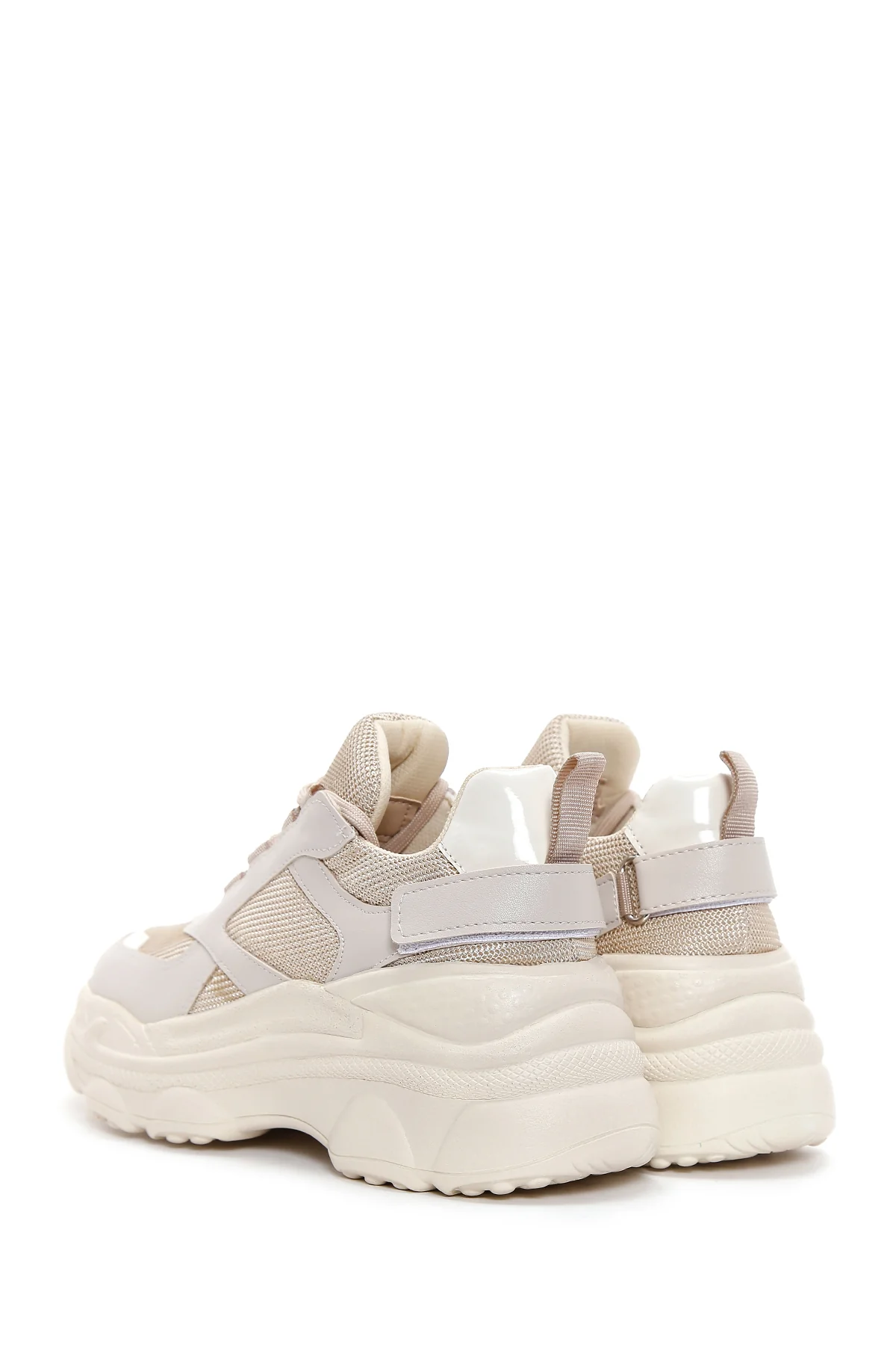 Kadın Bej Bağcıklı Kalın Tabanlı Sneaker - Image 6