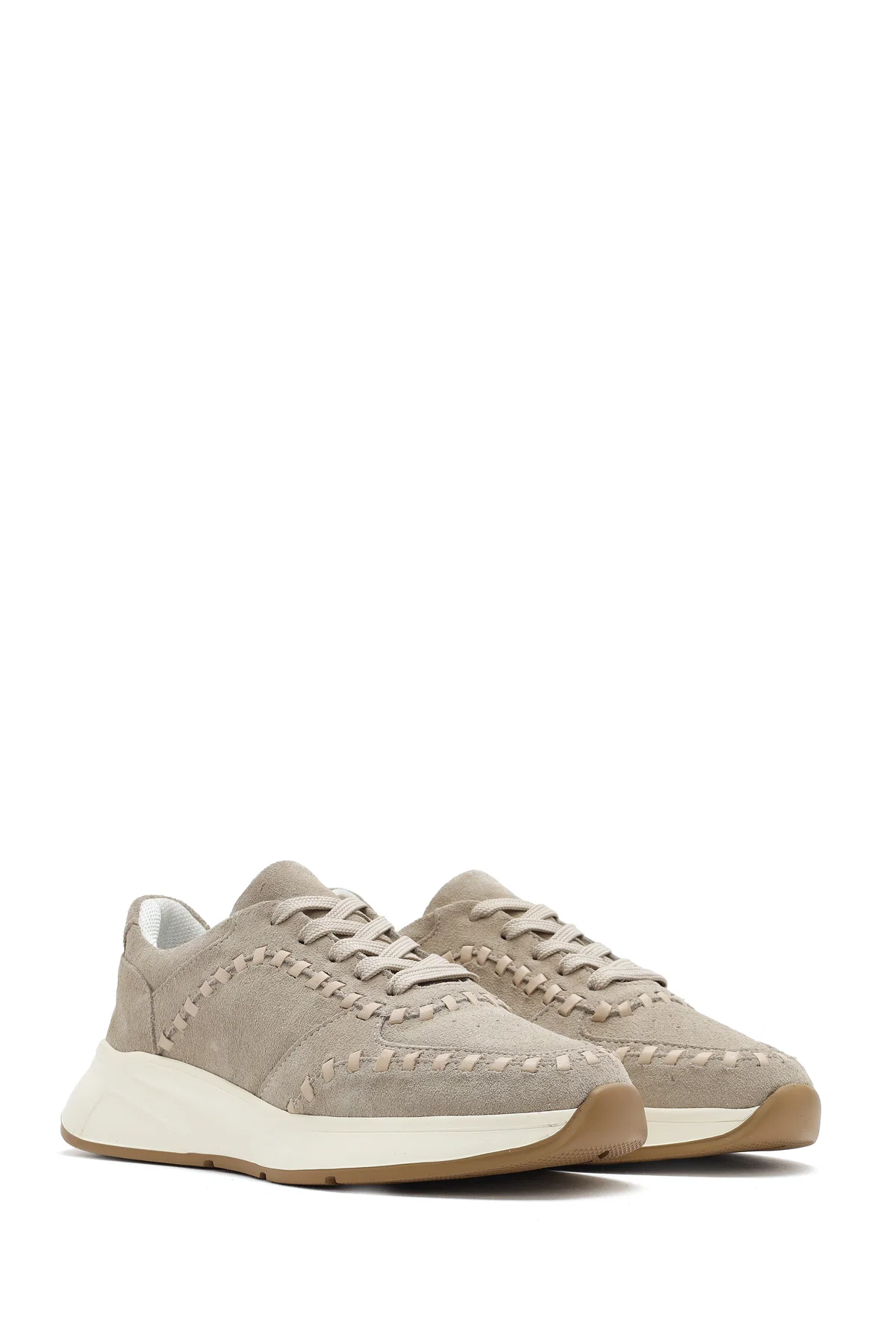 Kadın Bej Bağcıklı Kalın Tabanlı Süet Deri Sneaker - Image 3