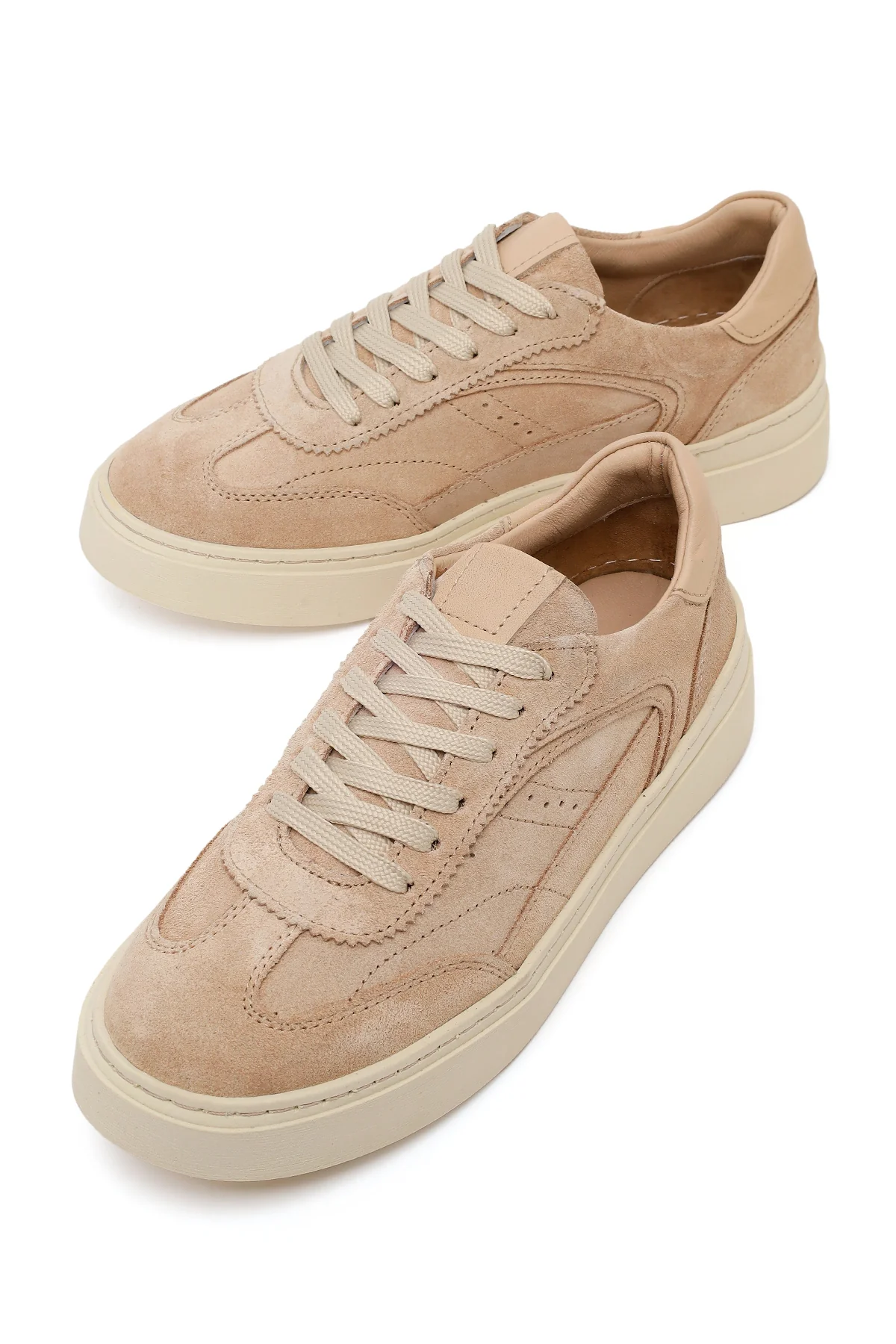 Kadın Bej Bağcıklı Kalın Tabanlı Süet Deri Sneaker - Image 10