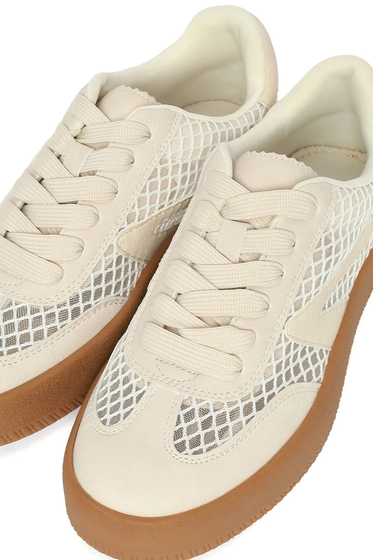 Kadın Bej Bağcıklı Kumaş Sneaker - Image 10
