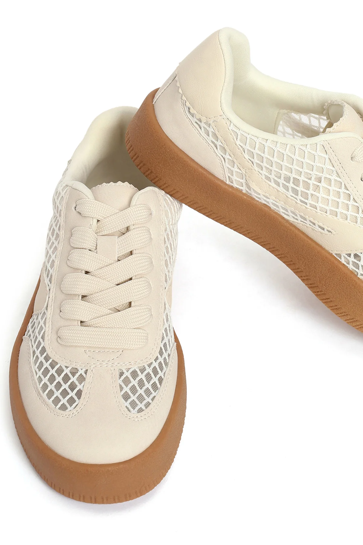 Kadın Bej Bağcıklı Kumaş Sneaker - Image 11