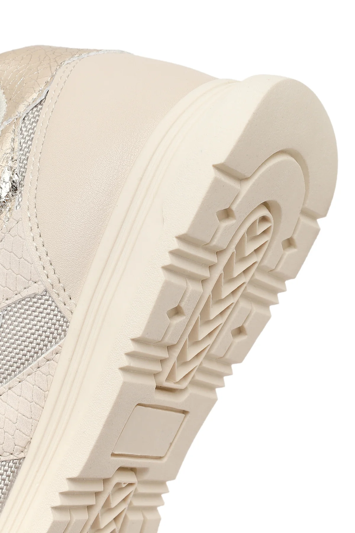 Kadın Bej Bağcıklı Sneaker - Image 8