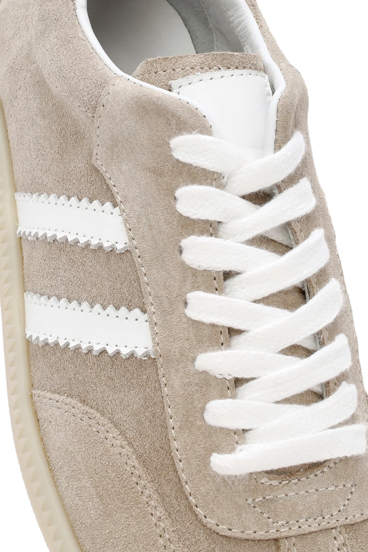 Kadın Bej Bağcıklı Süet Deri Sneaker - Image 10