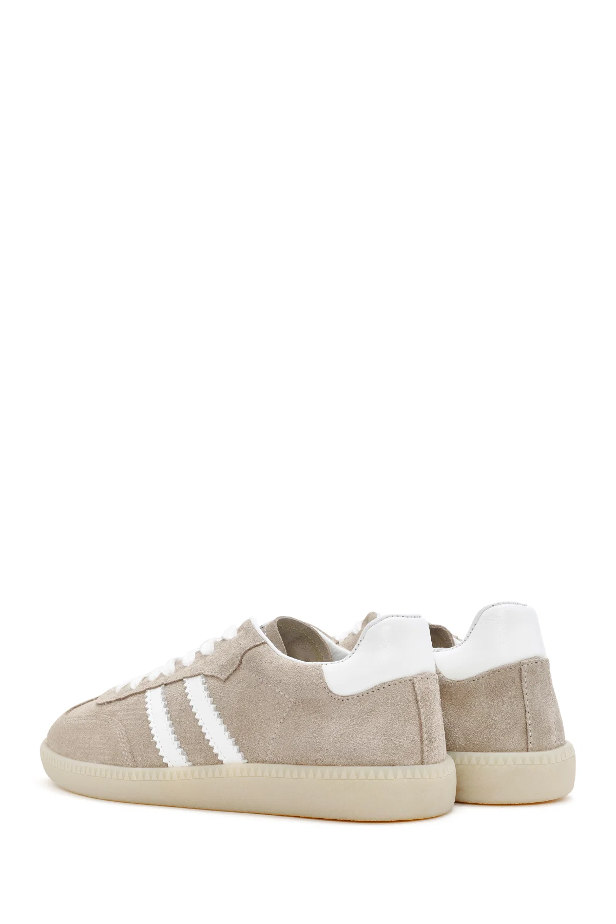 Kadın Bej Bağcıklı Süet Deri Sneaker - Image 5