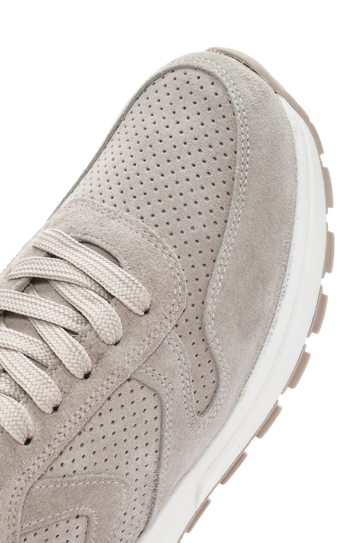 Kadın Bej Bağcıklı Süet Deri Sneaker - Image 10