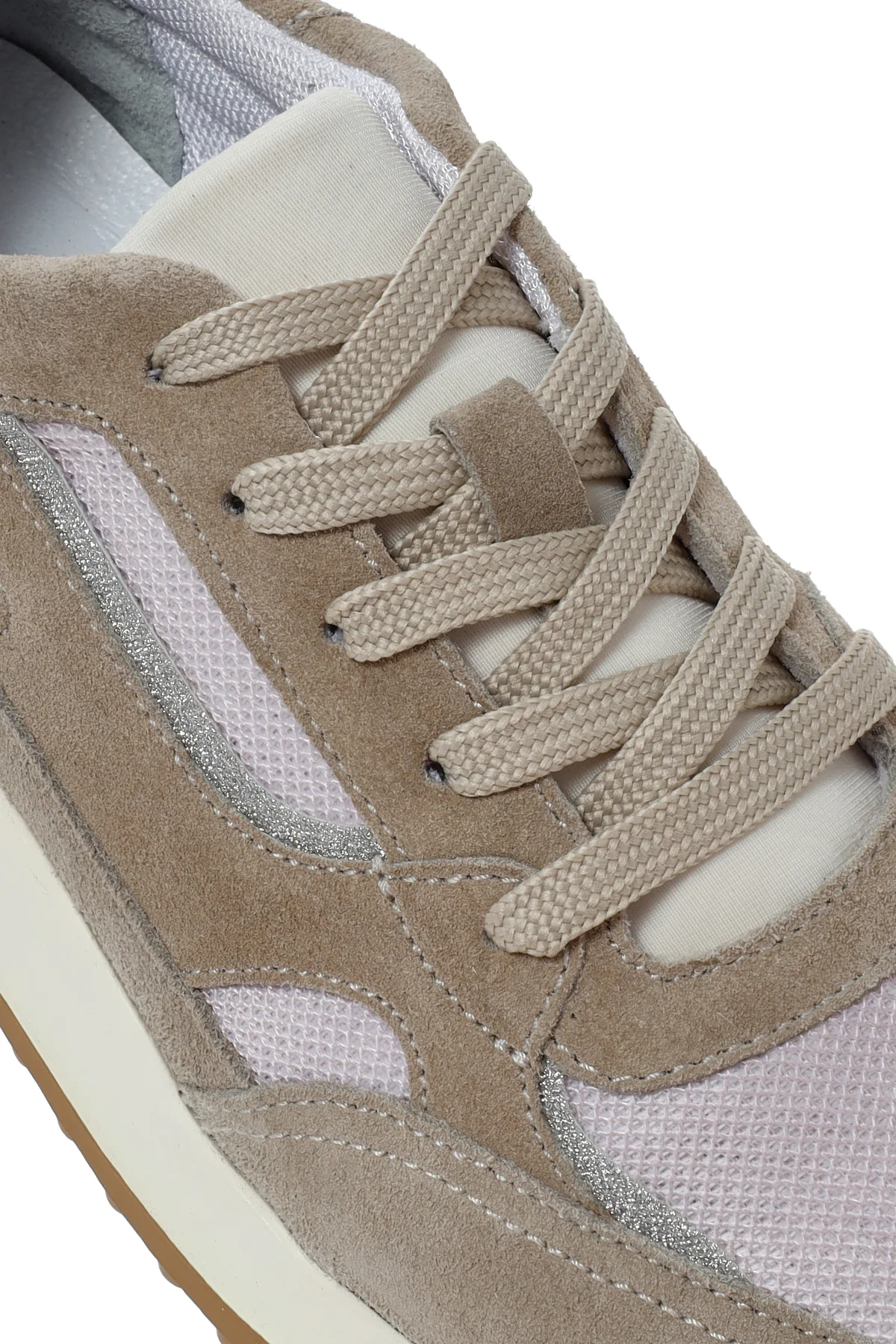 Kadın Bej Bağcıklı Süet Deri Sneaker - Image 11