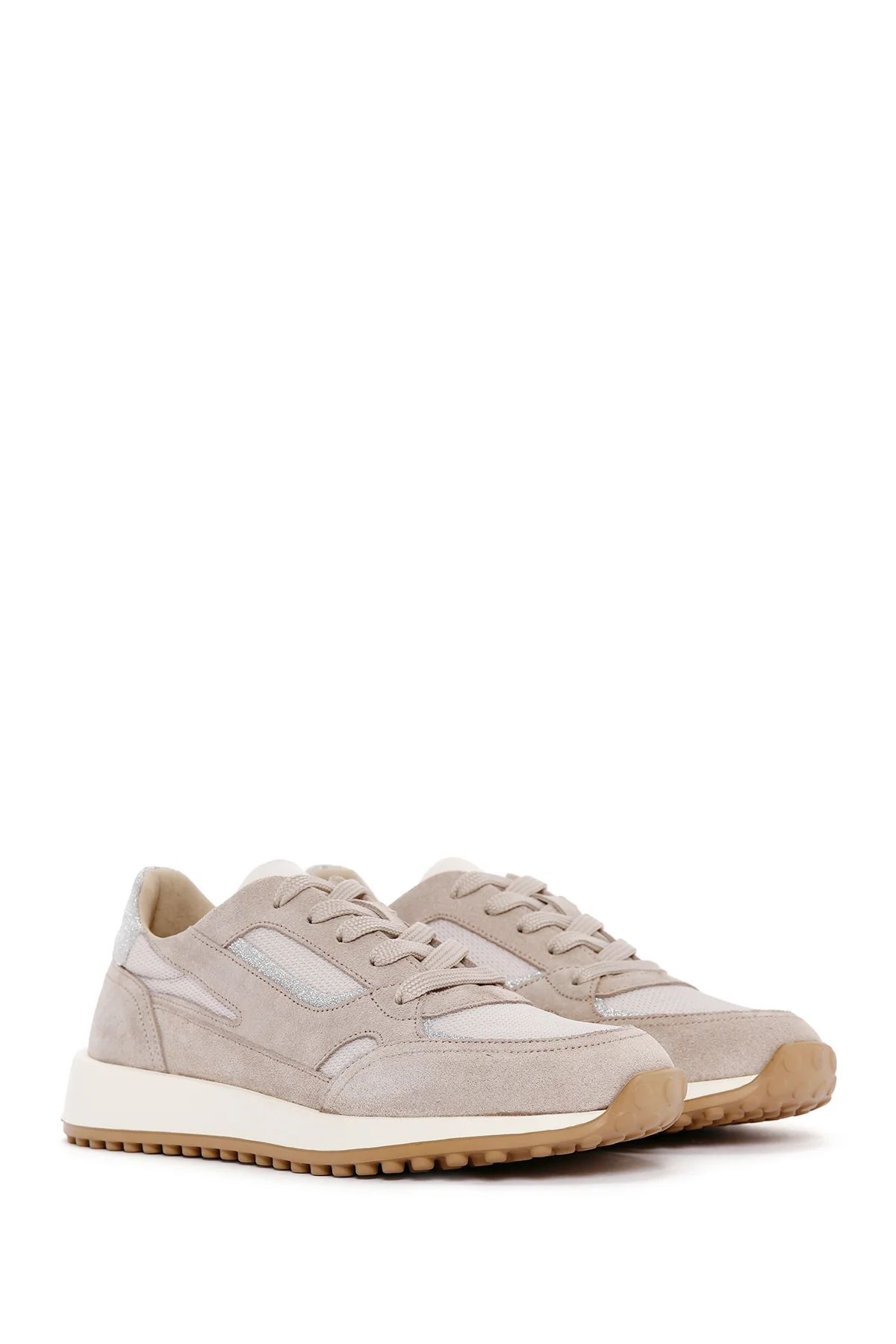 Kadın Bej Bağcıklı Süet Deri Sneaker - Image 3
