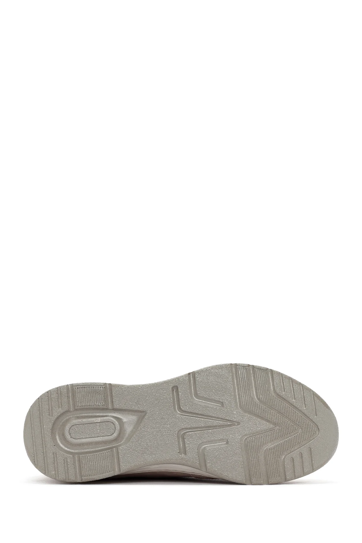 Kadın Bej Bağcıklı Süet Deri Sneaker - Image 4