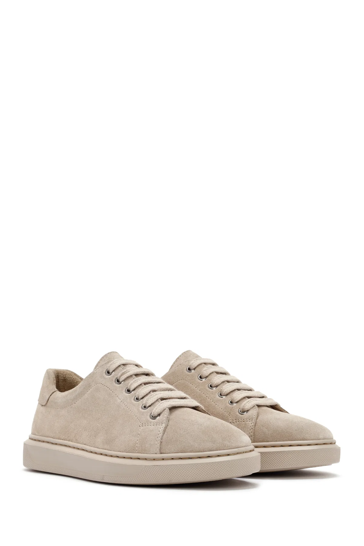Kadın Bej Bağcıklı Süet Deri Sneaker - Image 3