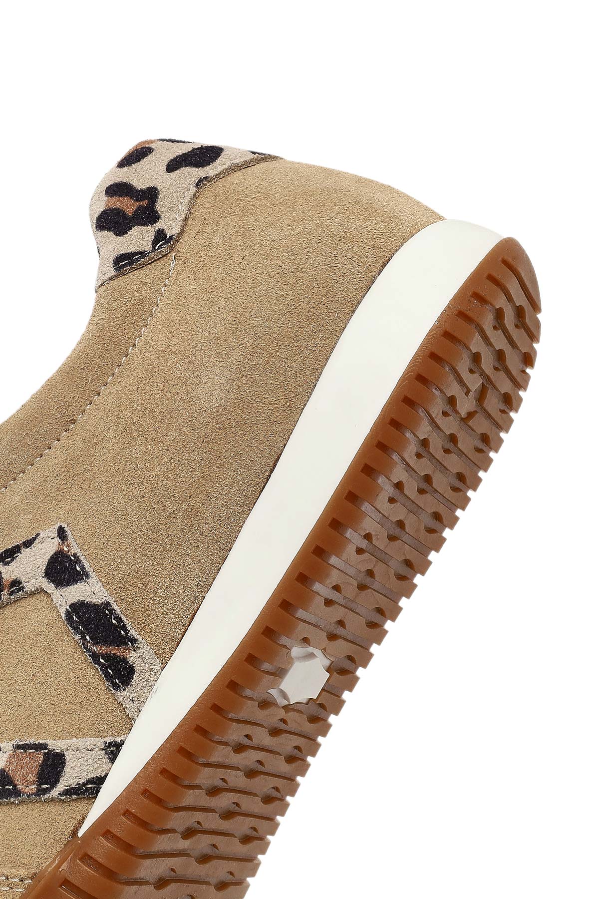 Kadın Bej Bağcıklı Süet Deri Sneaker - Image 8