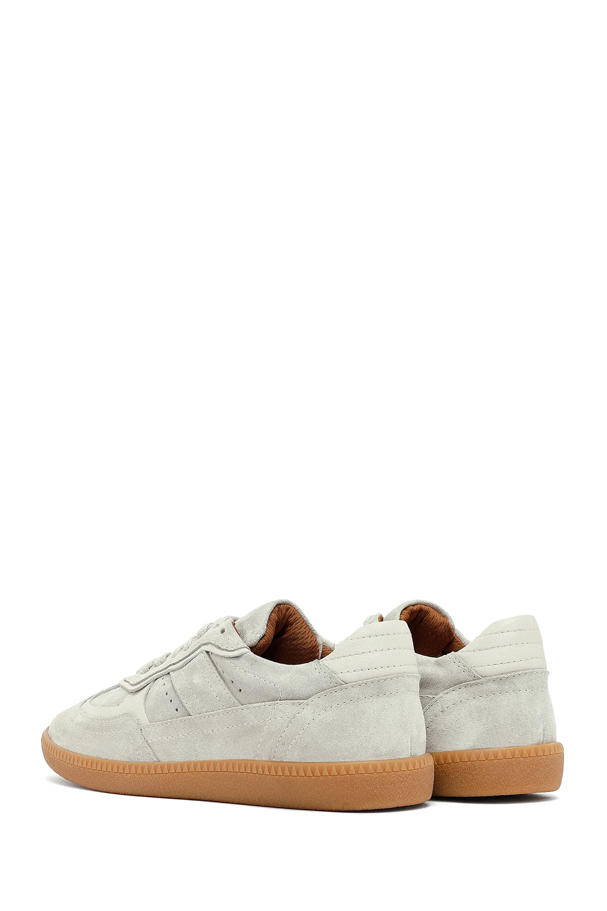 Kadın Bej Bağcıklı Süet Deri Sneaker - Image 7