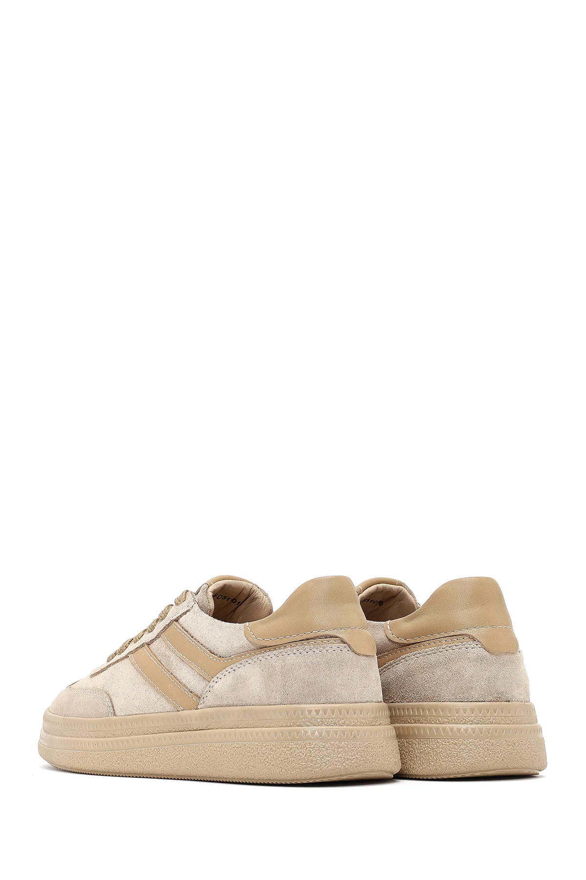 Kadın Bej Bağcıklı Süet Deri Sneaker - Image 5