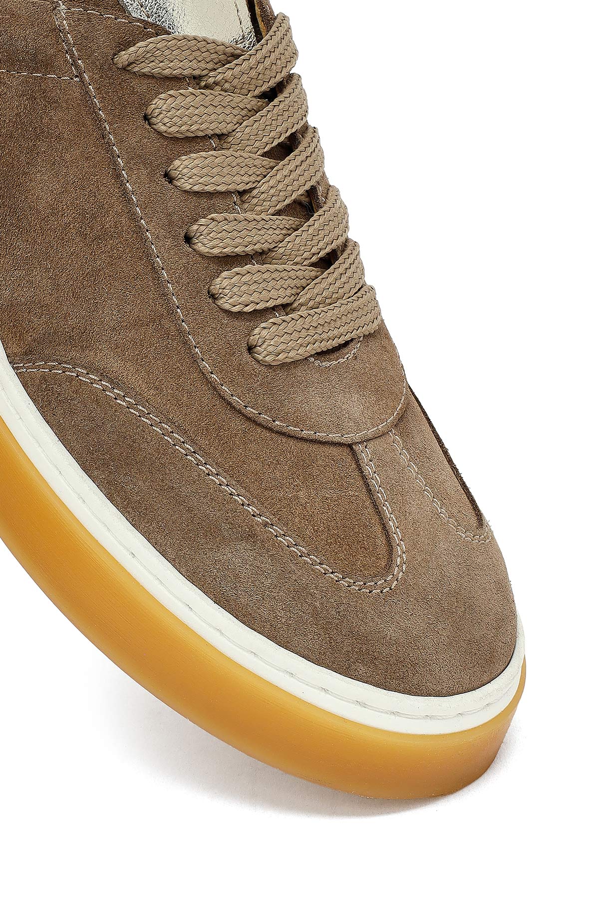 Kadın Bej Bağcıklı Süet Deri Sneaker - Image 9