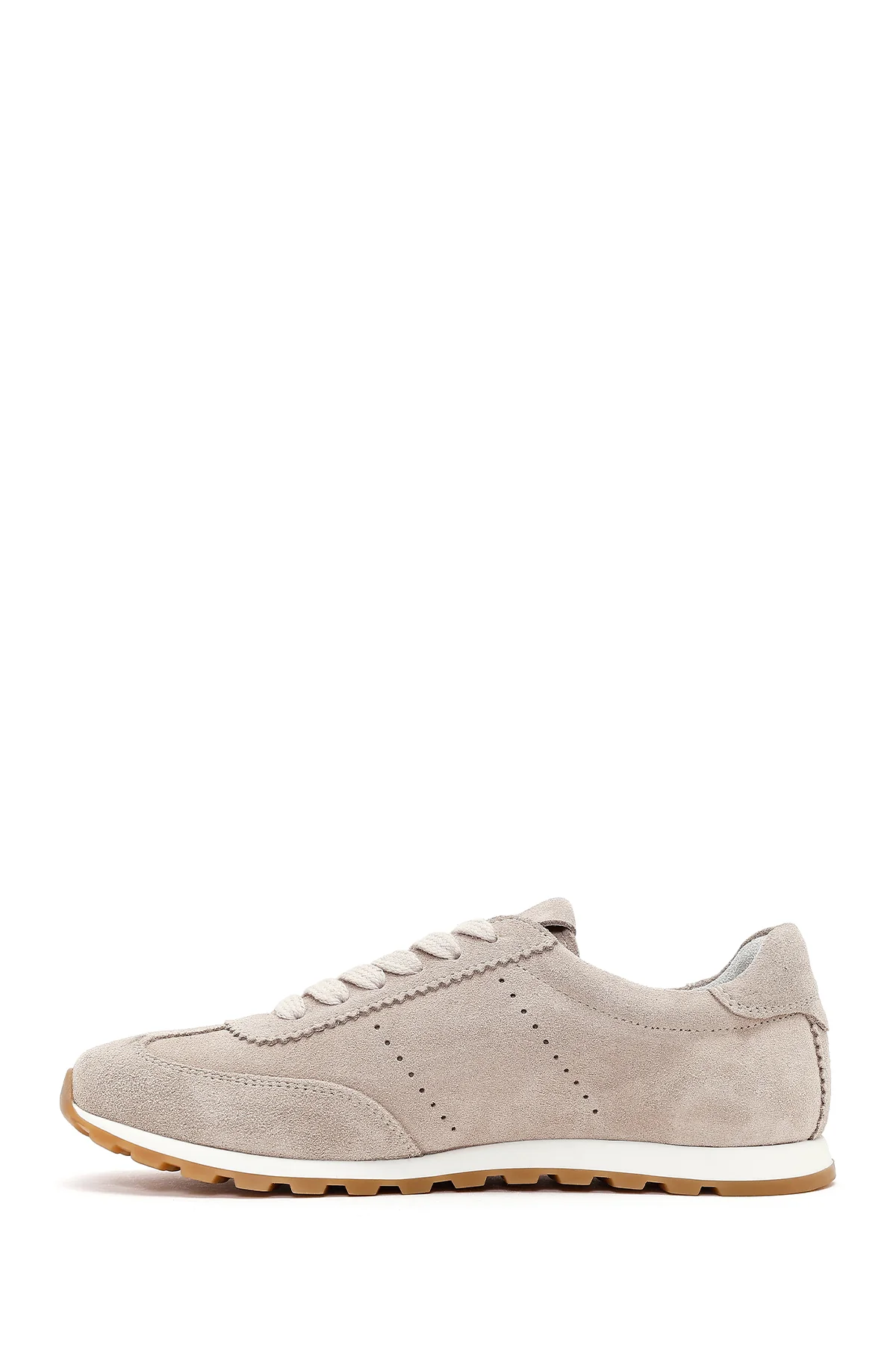 Kadın Bej Bağcıklı Süet Deri Sneaker - Image 3