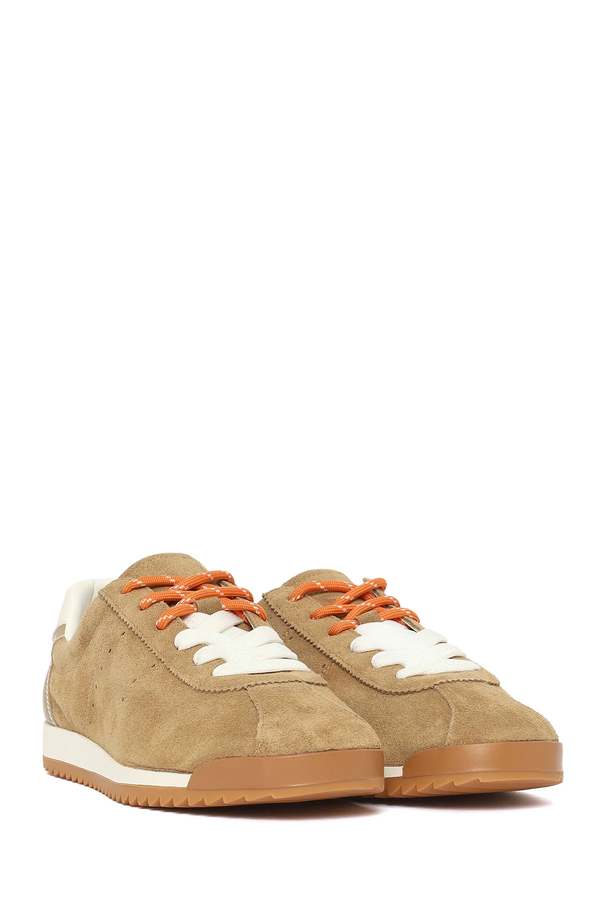 Kadın Bej Bağcıklı Süet Deri Sneaker - Image 3