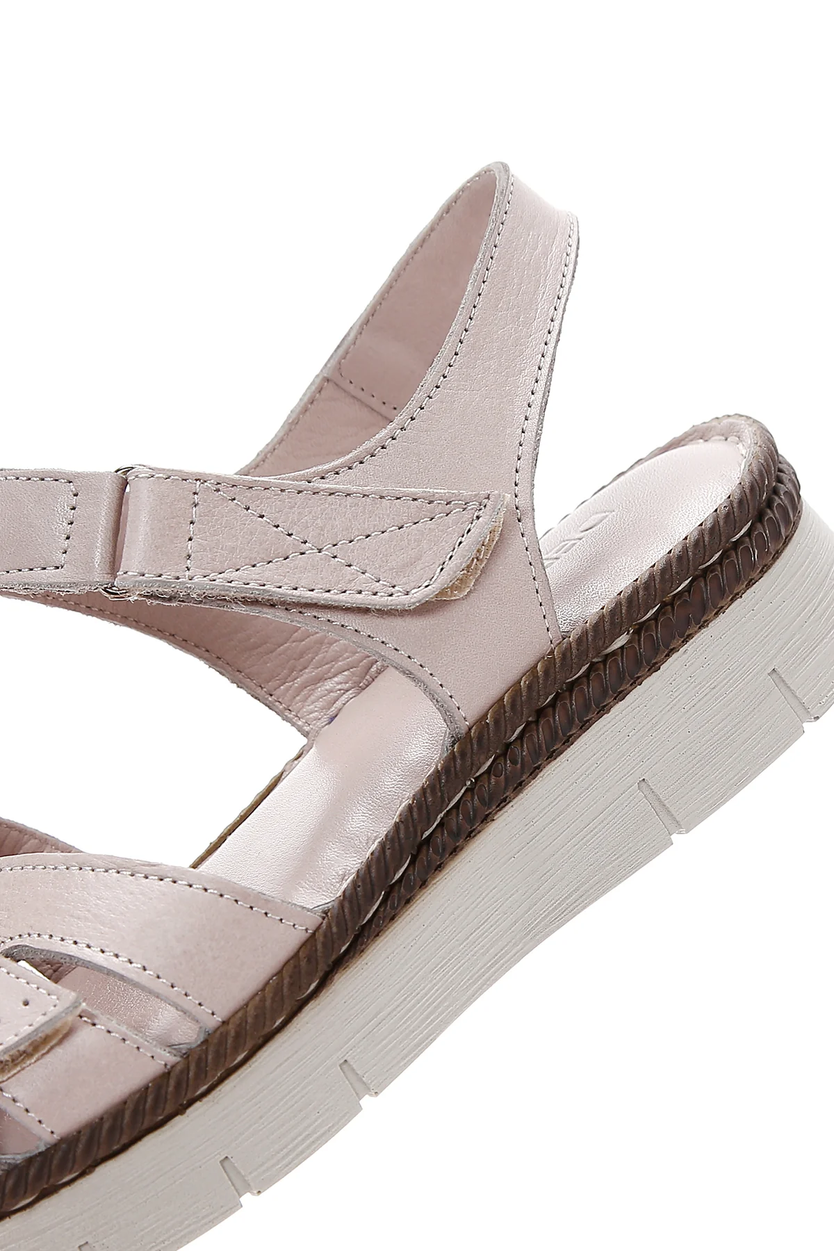 Kadın Bej Bilekten Bantlı Deri Comfort Sandalet - Image 7