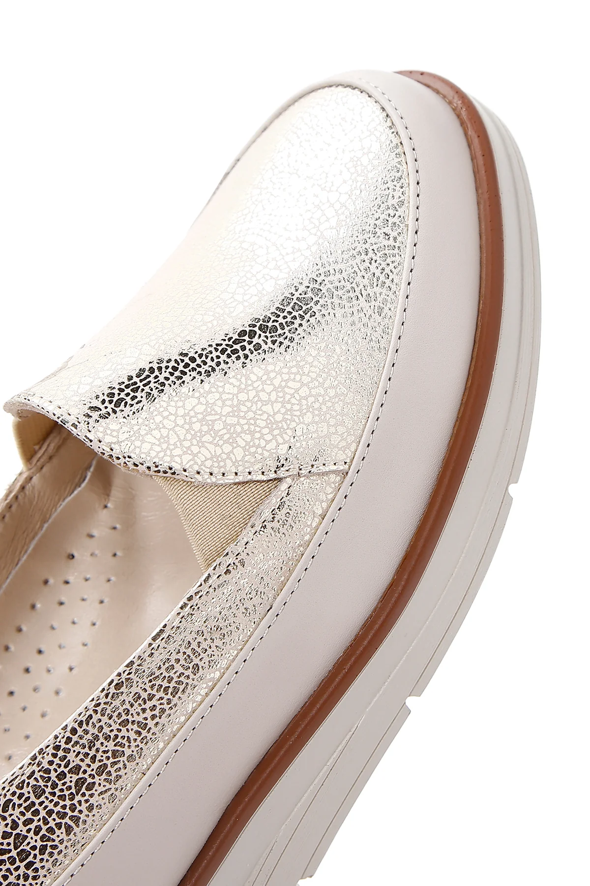 Kadın Bej Deri Comfort Loafer - Image 8