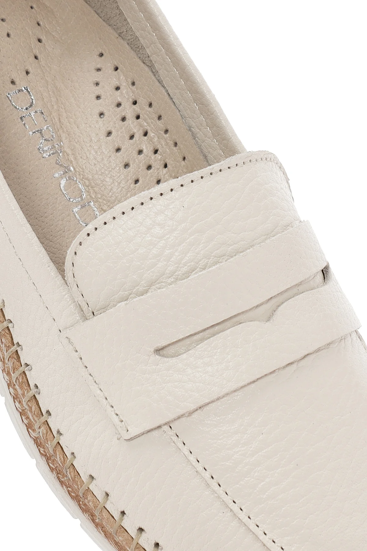 Kadın Bej Deri Comfort Loafer - Image 10