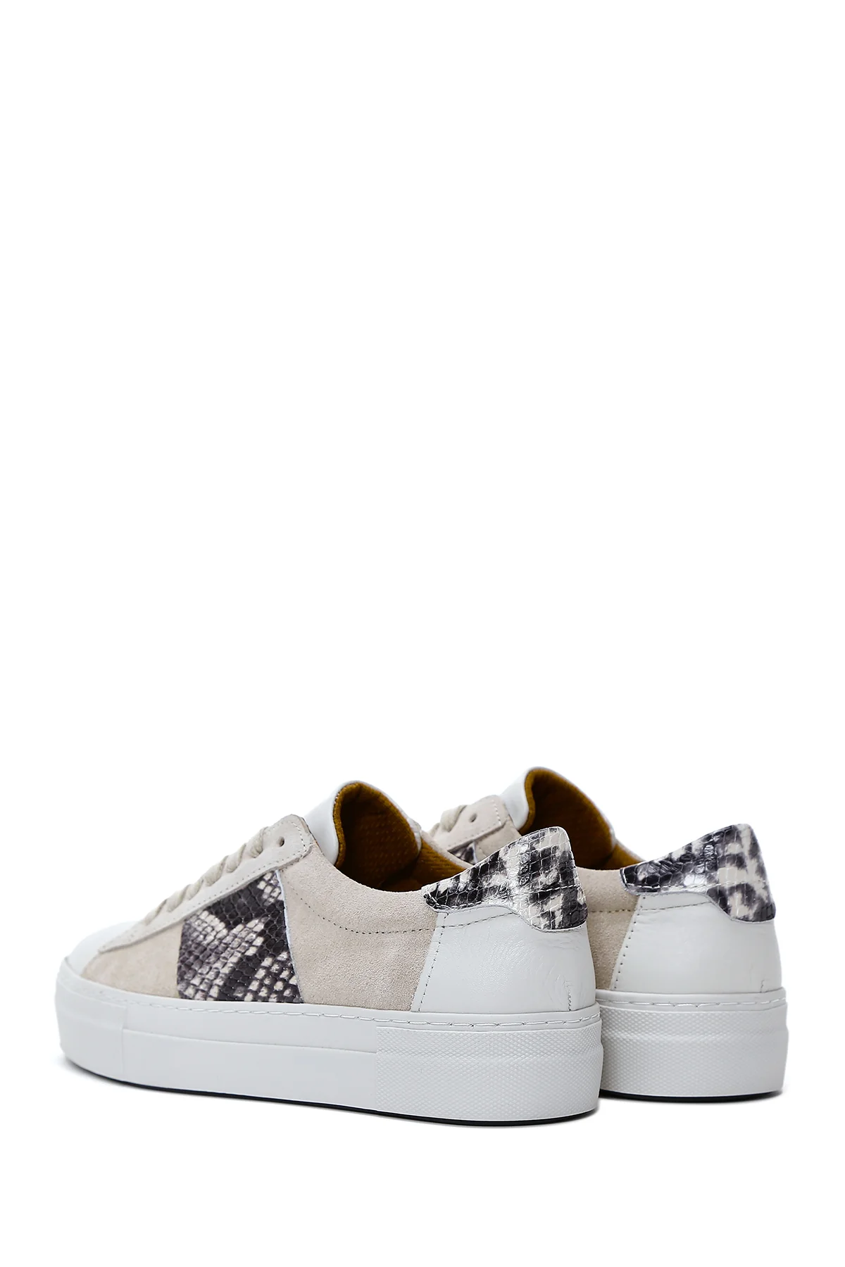 Kadın Bej Deri Desenli Sneaker - Image 5