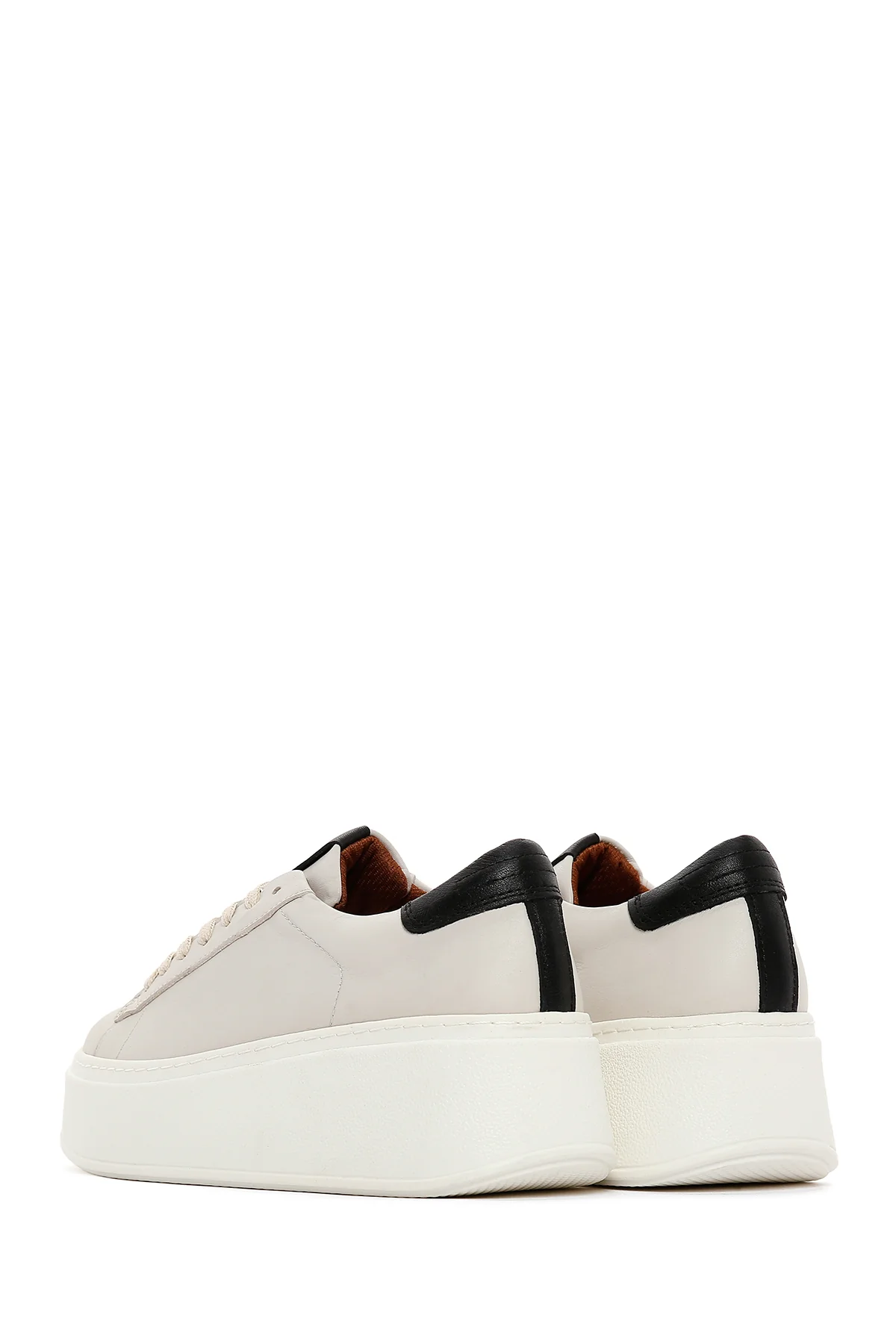 Kadın Bej Deri Kalın Tabanlı Sneaker - Image 5