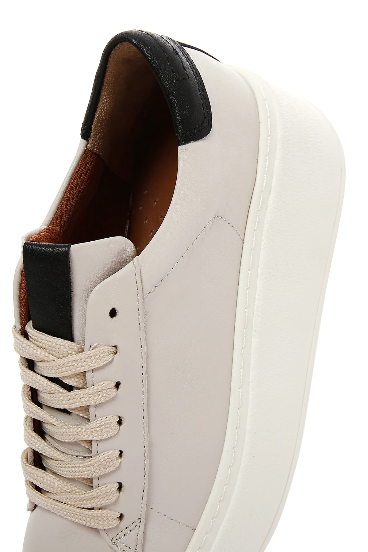 Kadın Bej Deri Kalın Tabanlı Sneaker - Image 7