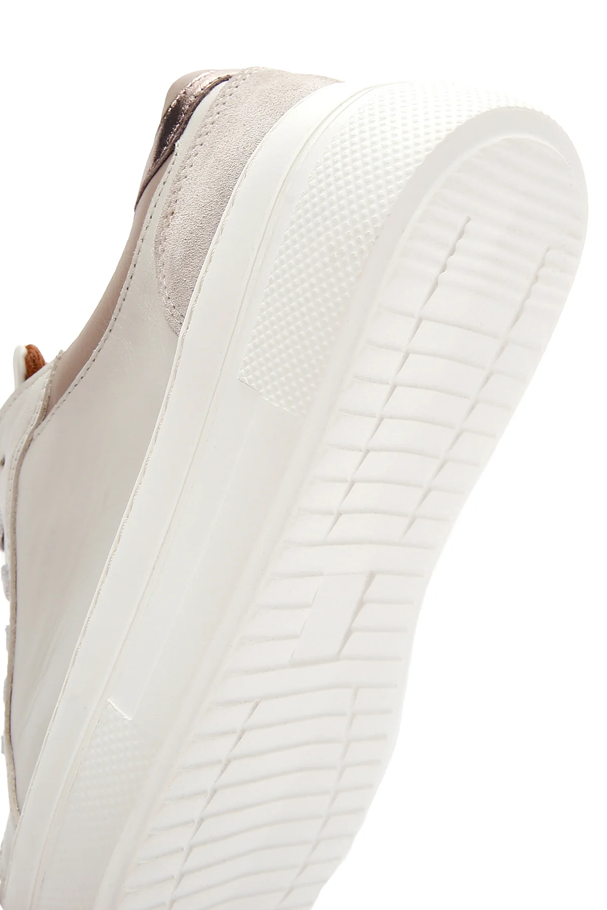 Kadın Bej Deri Kalın Tabanlı Sneaker - Image 8