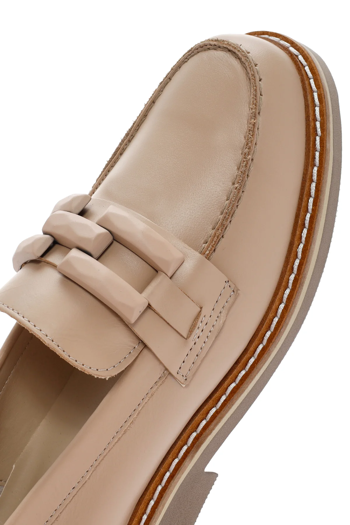 Kadın Bej Deri Maskülen Loafer - Image 10