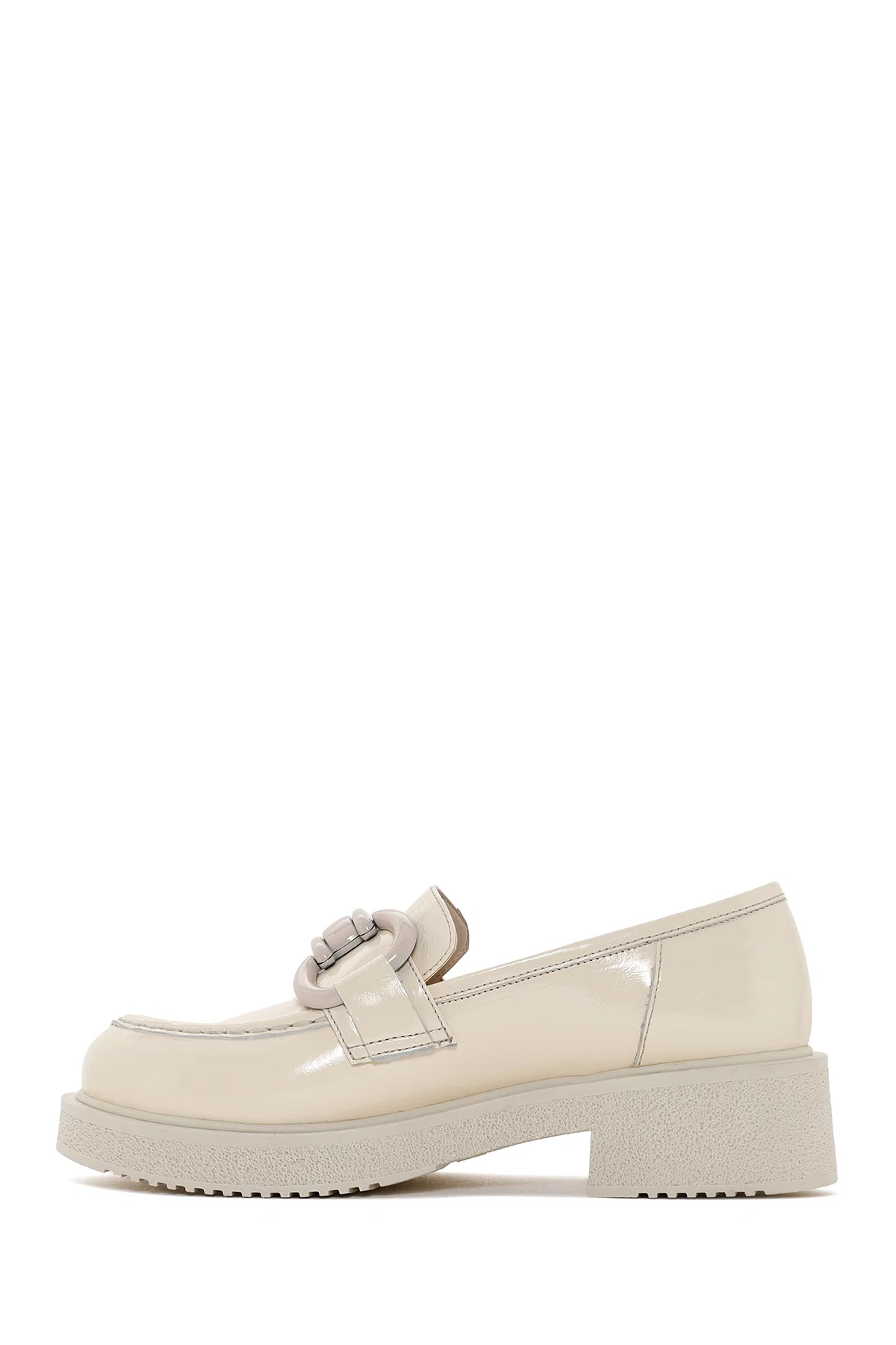 Kadın Bej Deri Rugan Maskülen Loafer - Image 2