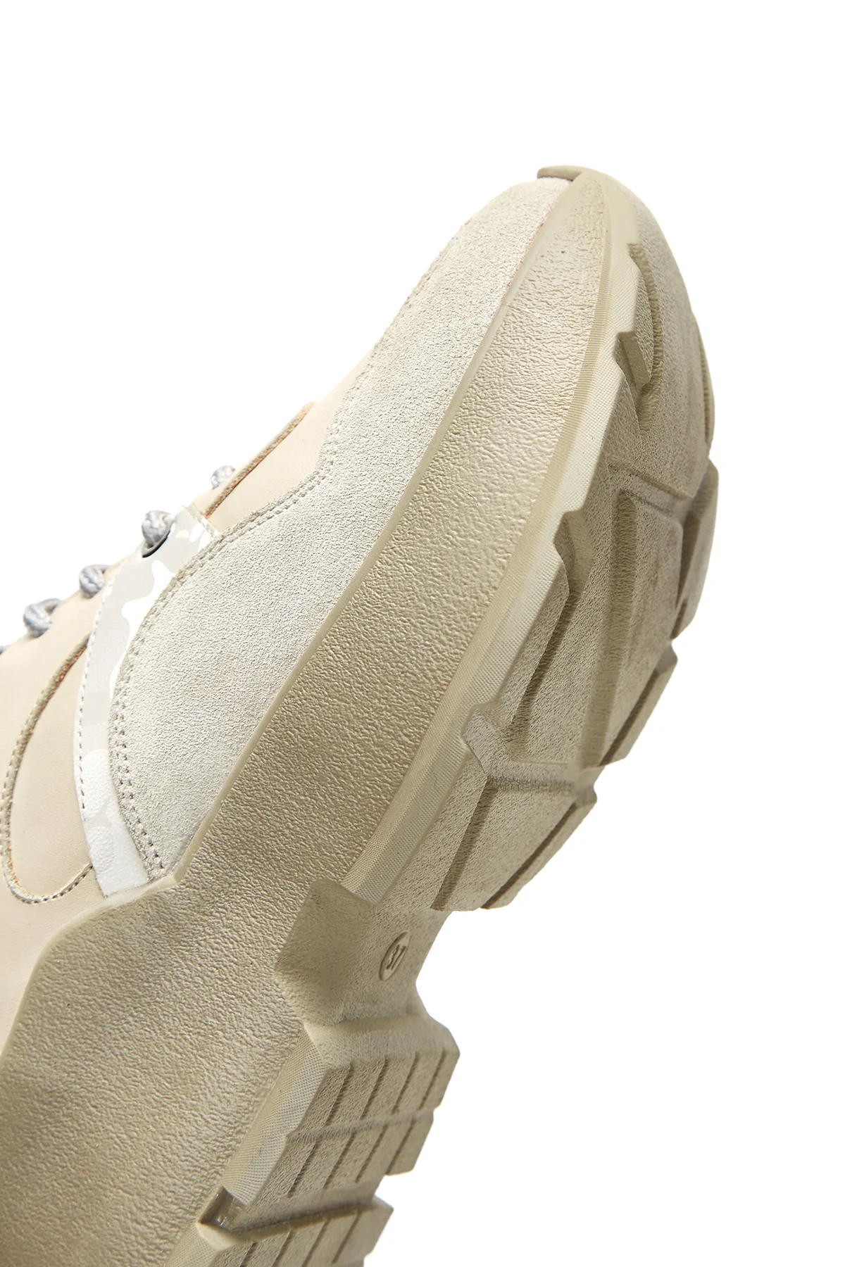 Kadın Bej Deri Süet Detaylı Kalın Tabanlı Sneaker - Image 8